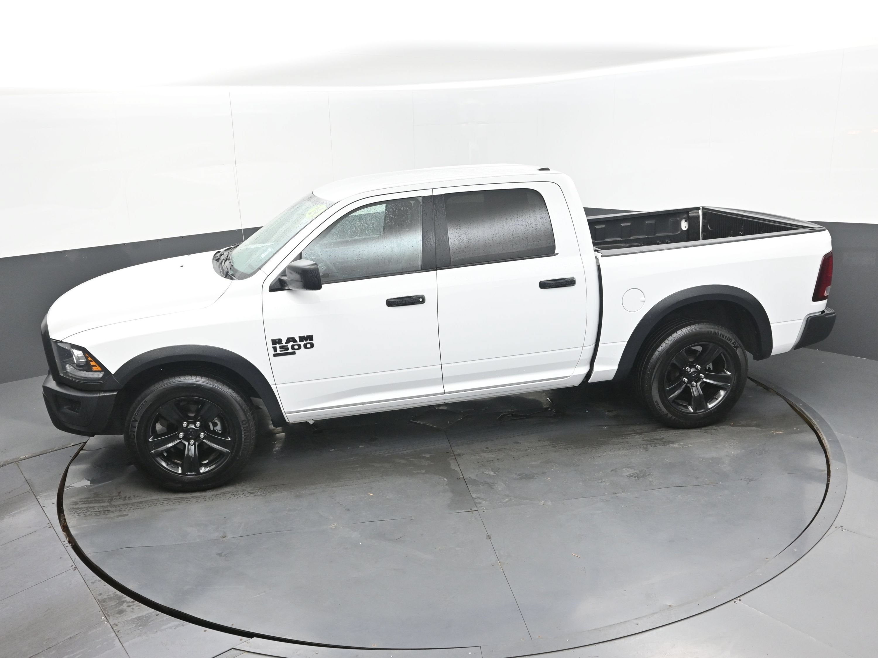 2024 RAM 1500 Classic Warlock Crew Cab 4x2 5'7" Box
