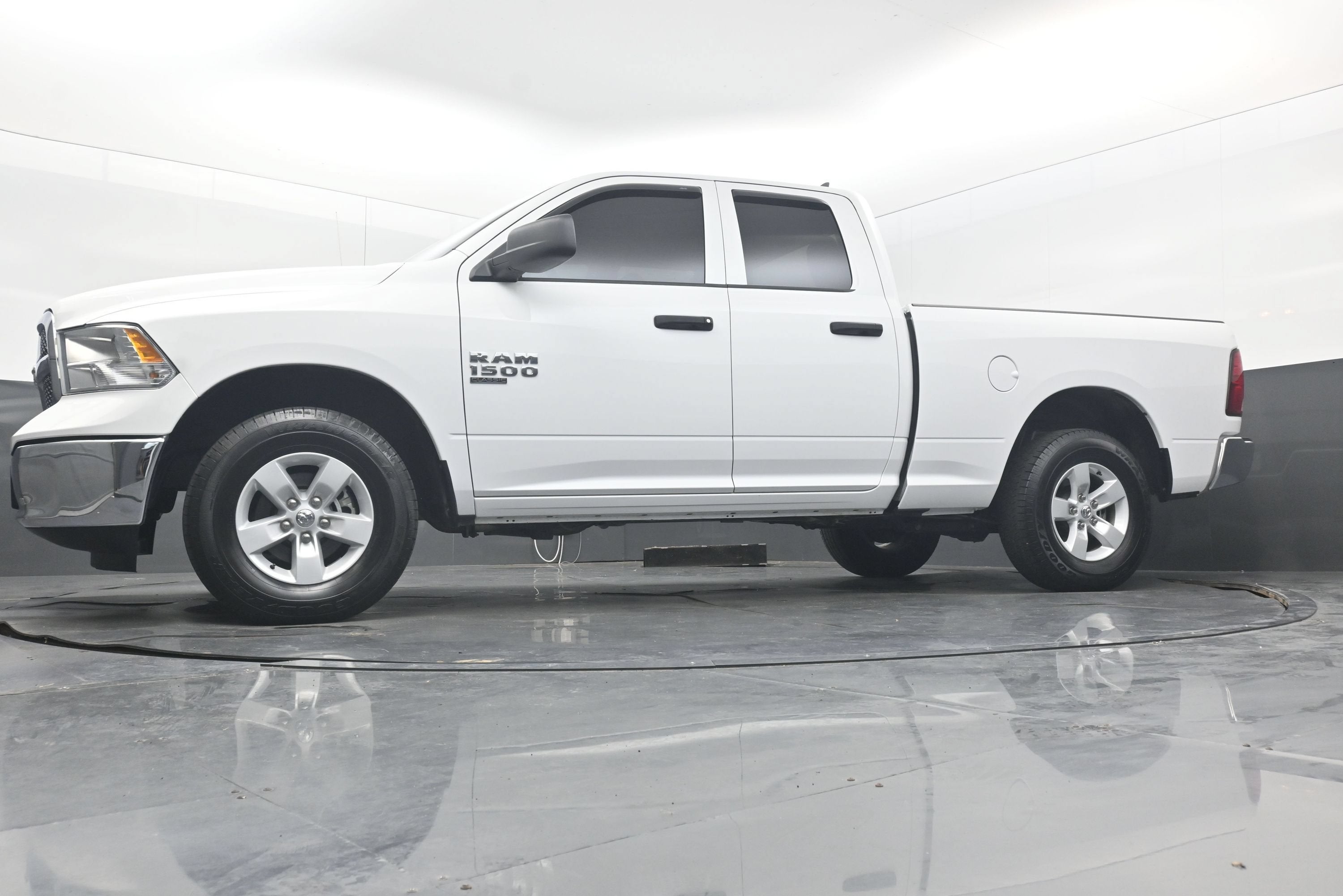 2024 RAM 1500 Classic Tradesman Quad Cab 4x4 6'4" Box