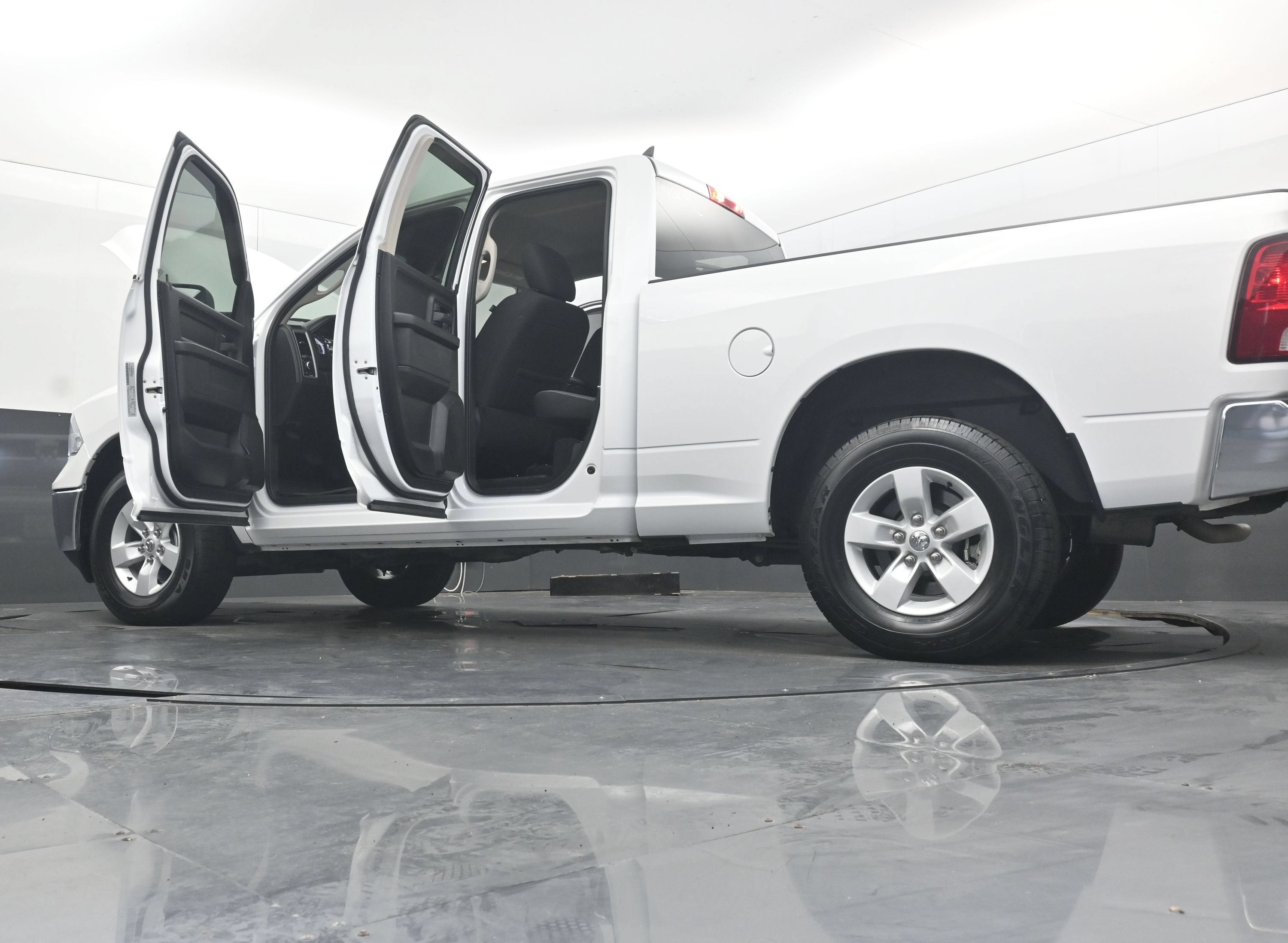 2024 RAM 1500 Classic Tradesman Quad Cab 4x4 6'4" Box