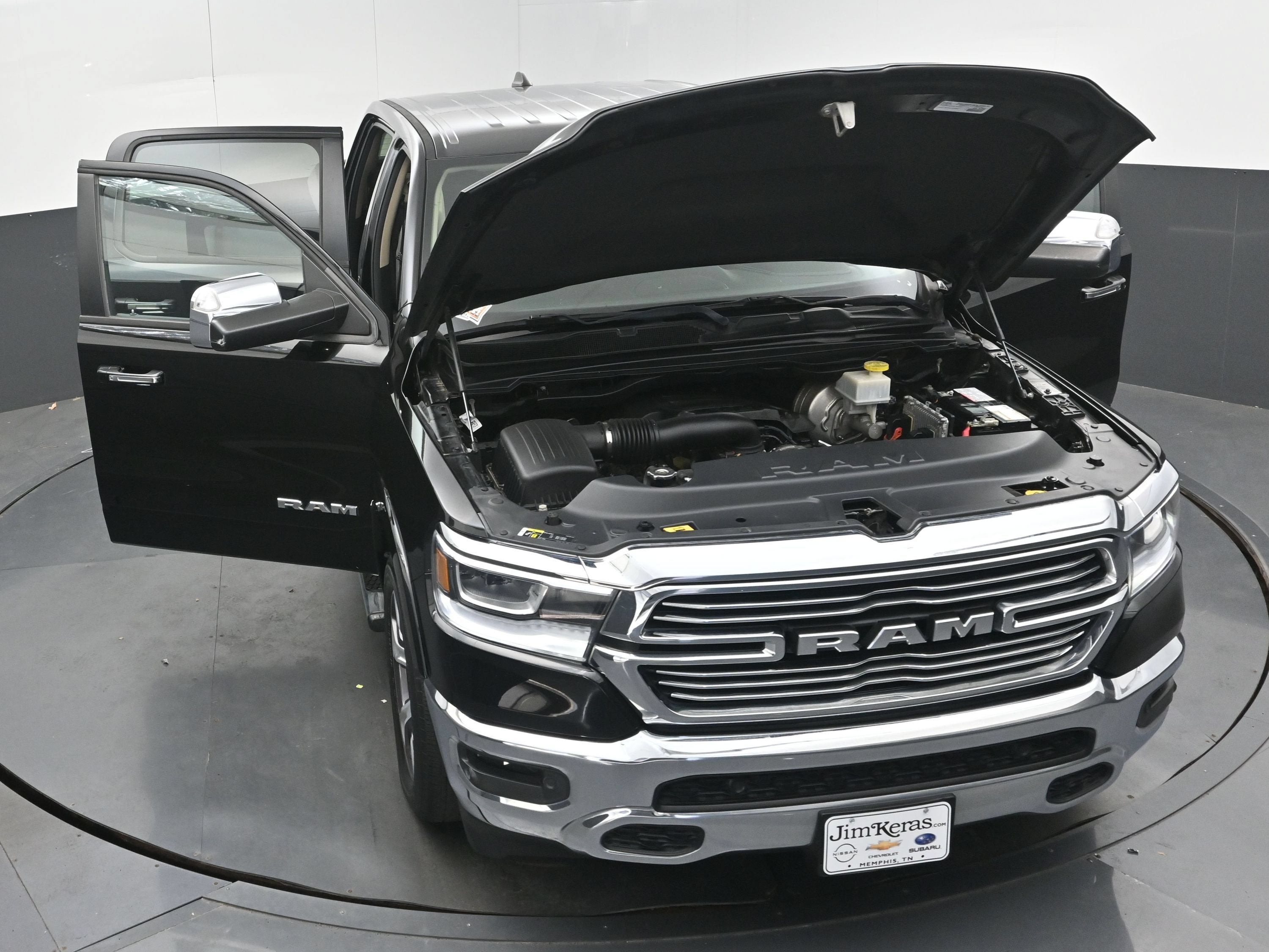 2019 RAM 1500 Laramie Crew Cab 4x2 5'7" Box