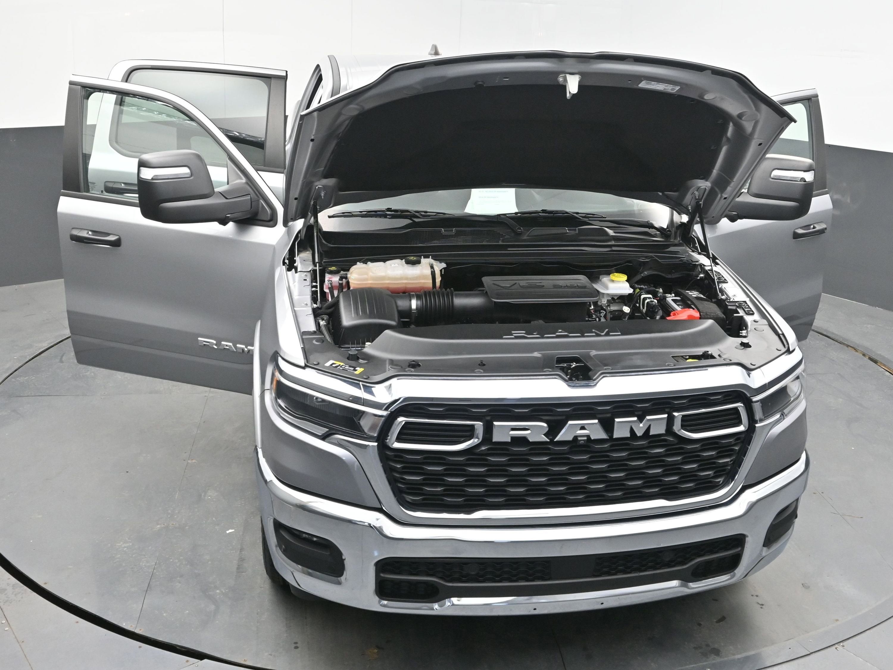 2025 RAM 1500 Big Horn Crew Cab 4x4 5'7" Box