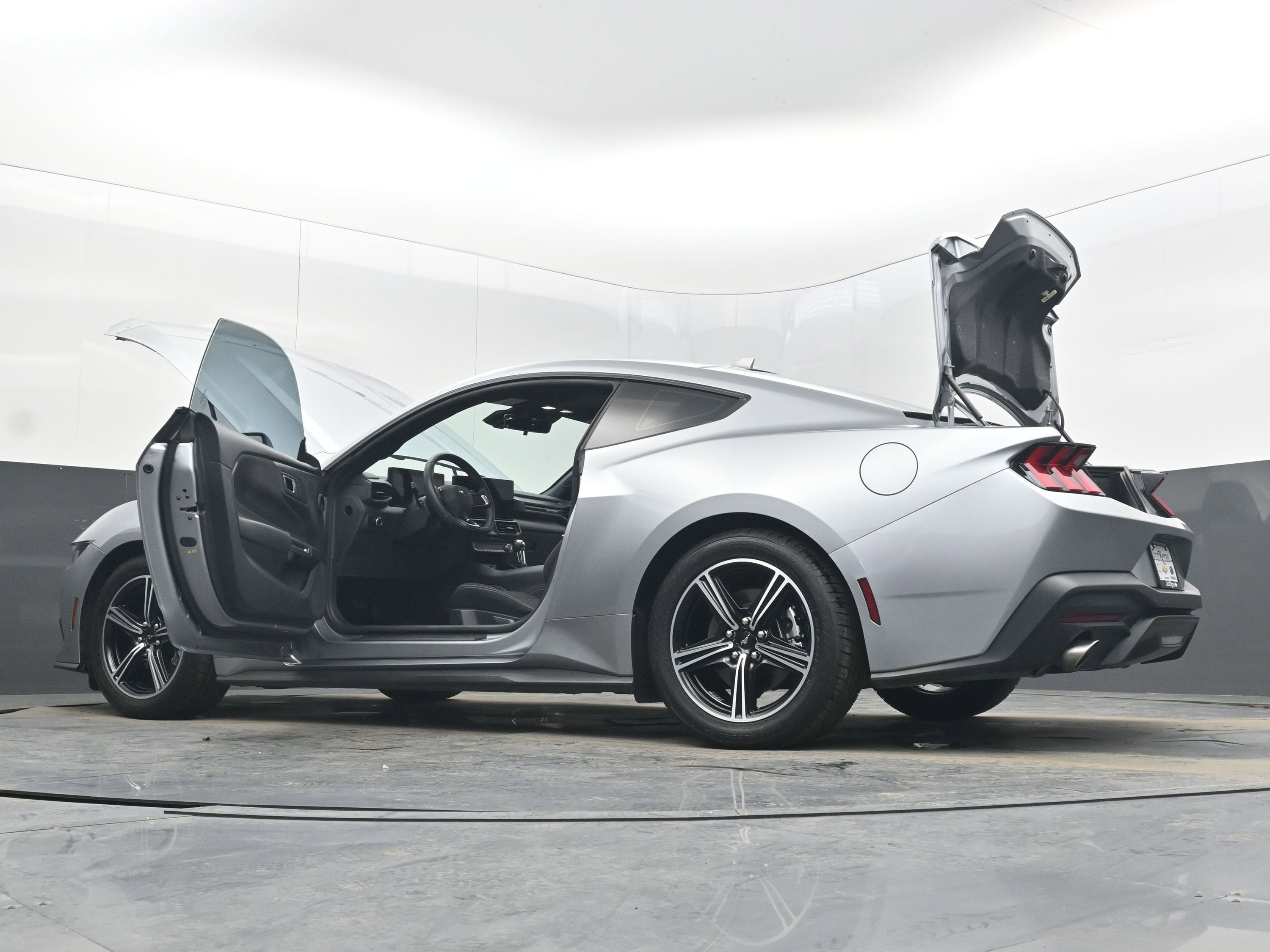 2024 Ford Mustang EcoBoost Fastback