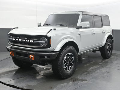 2023 Ford Bronco Base