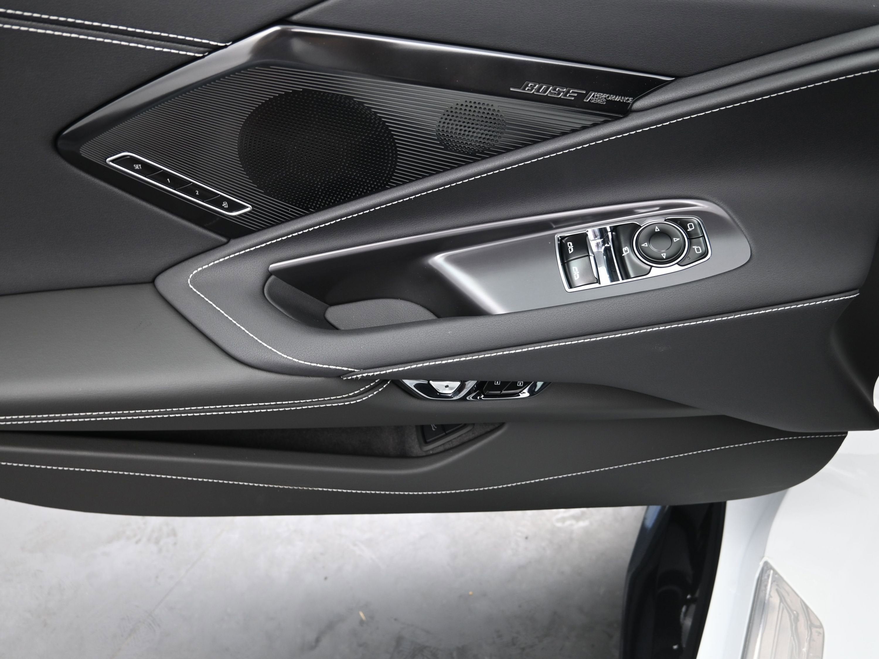 2025 Chevrolet Corvette E-Ray 2LZ