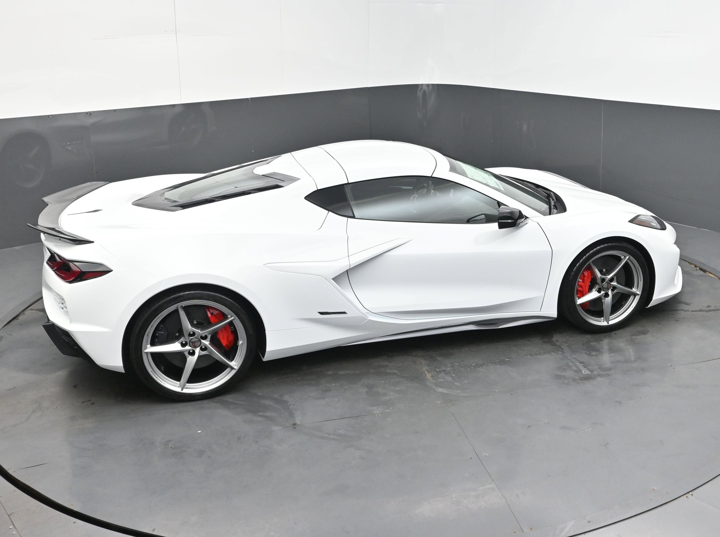 2025 Chevrolet Corvette E-Ray 2LZ