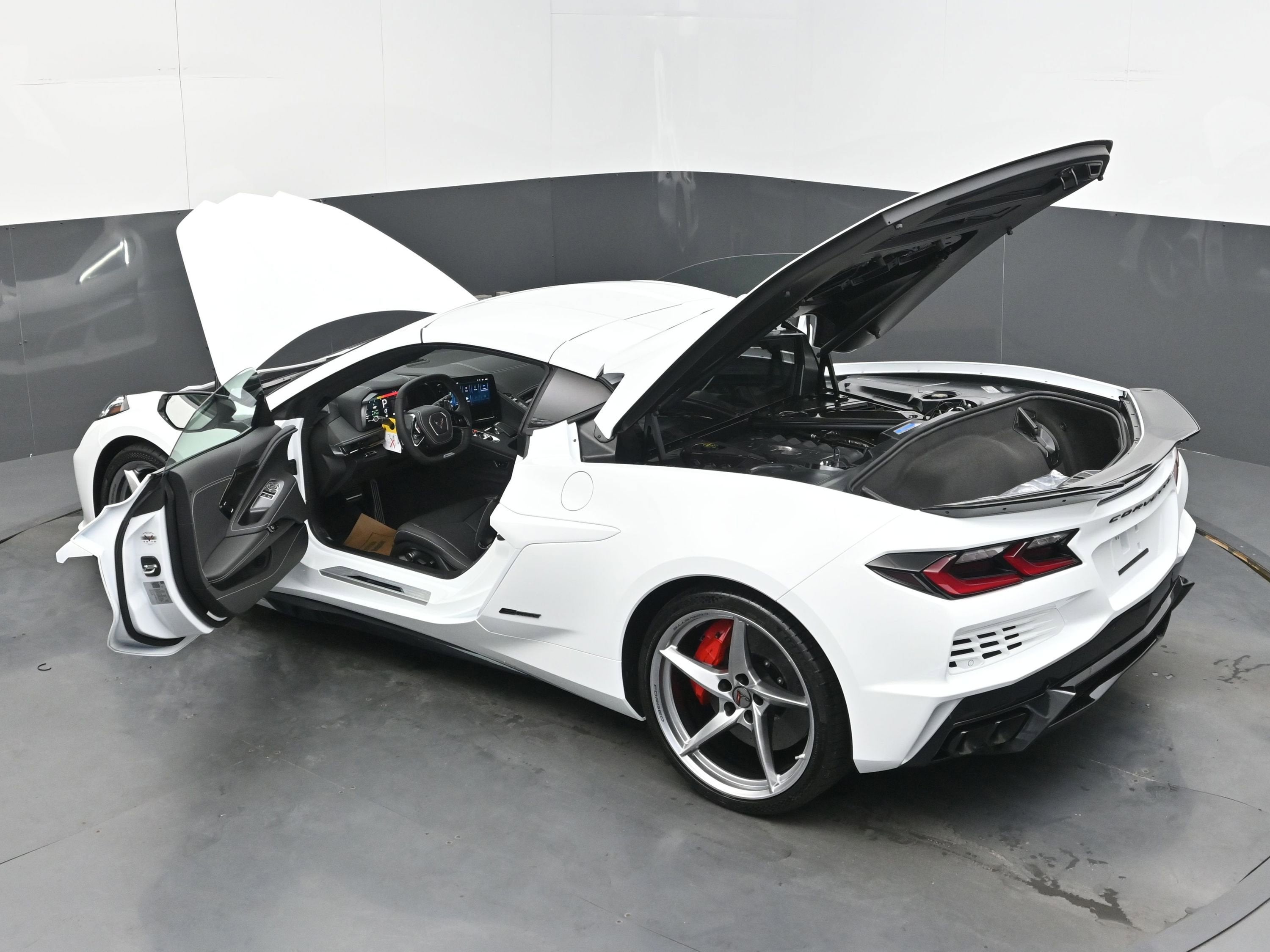 2025 Chevrolet Corvette E-Ray 2LZ