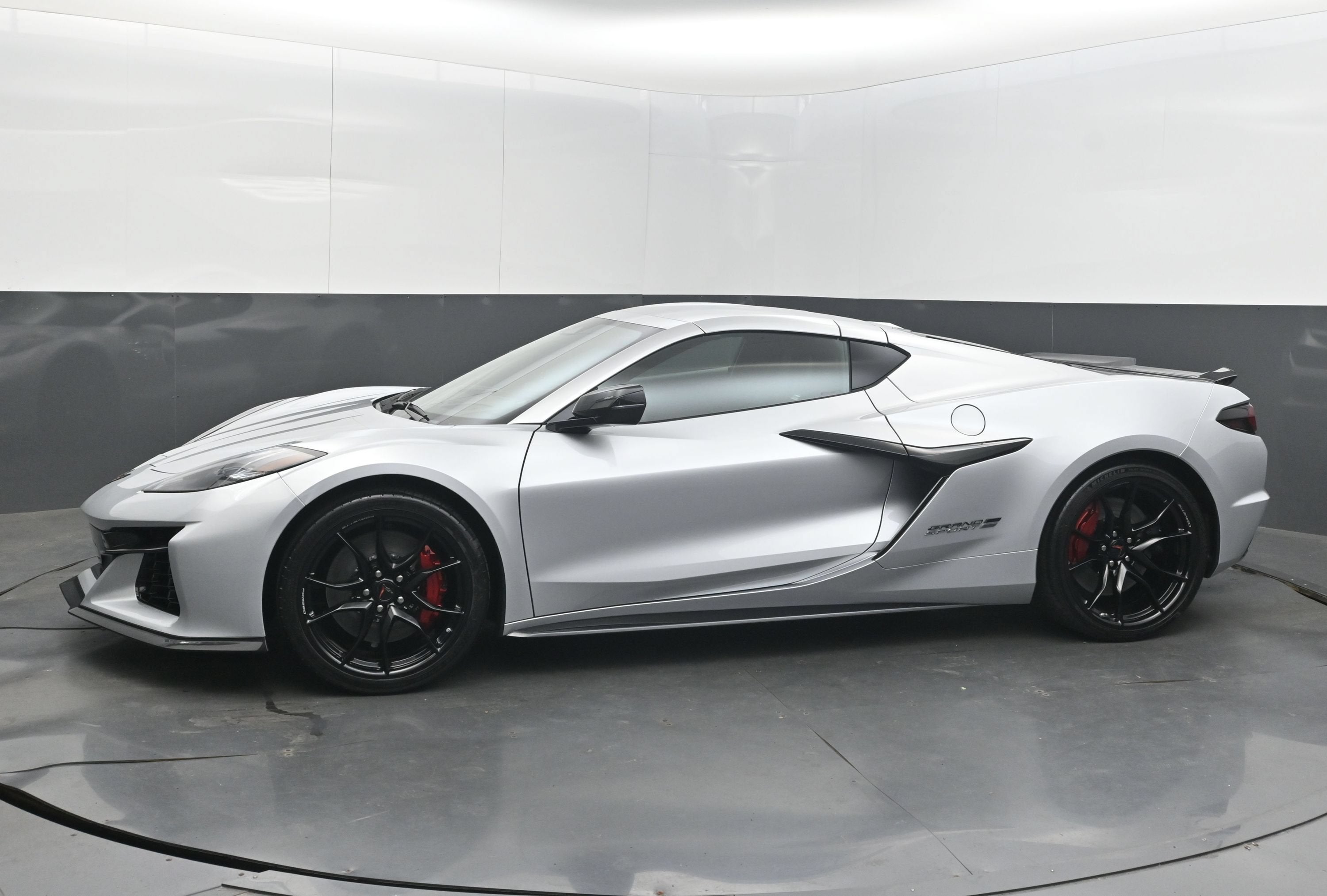2027 Chevrolet Corvette Grand Sport 2LT