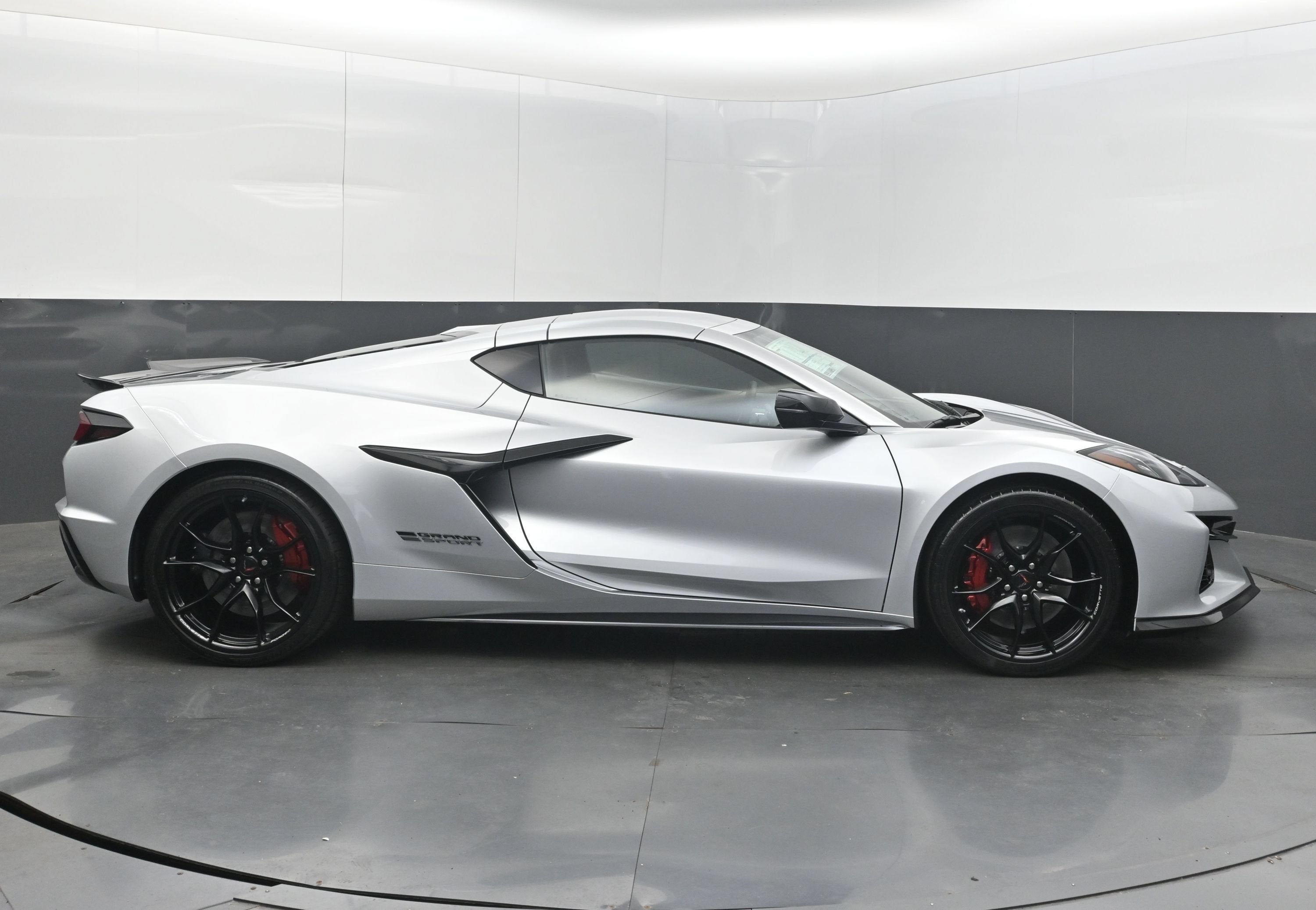2027 Chevrolet Corvette Grand Sport 2LT