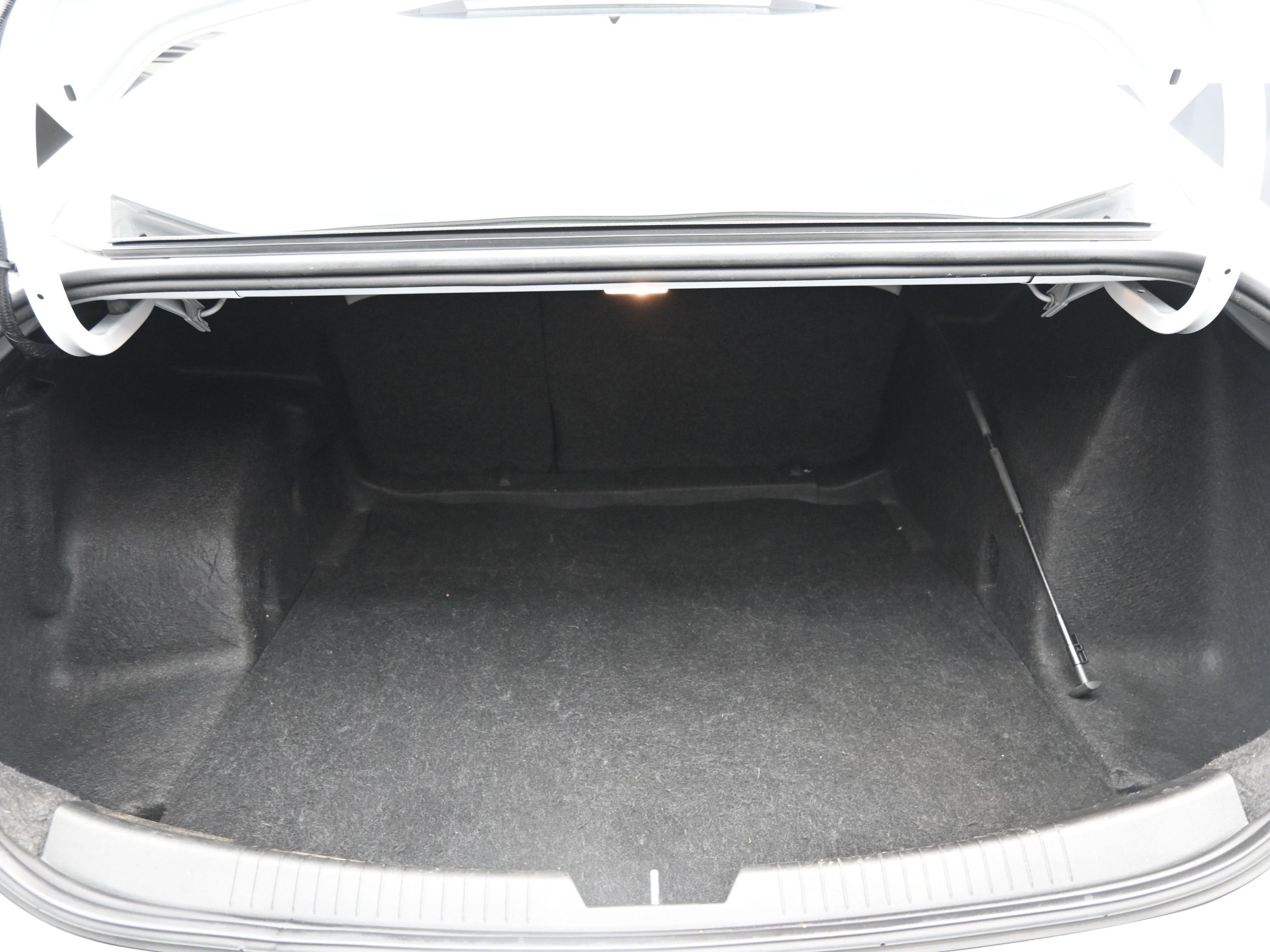 2021 Chevrolet Malibu LS