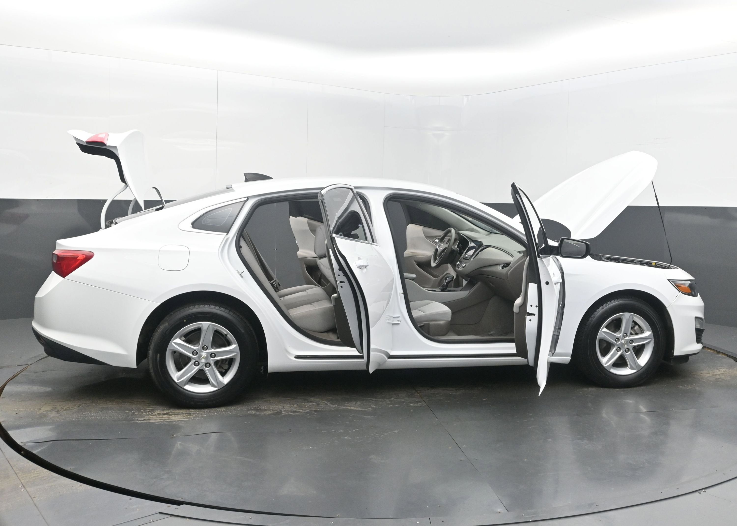 2021 Chevrolet Malibu LS