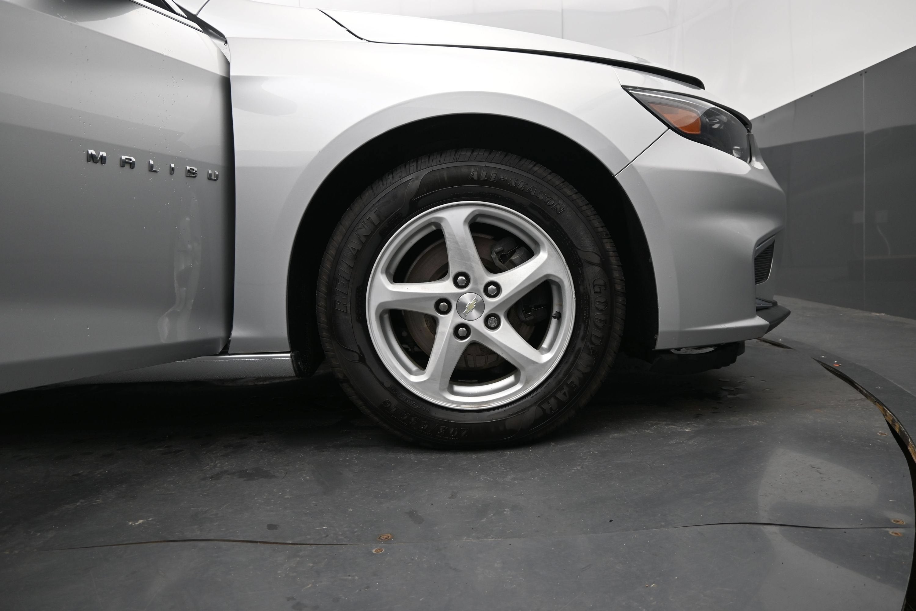 2016 Chevrolet Malibu LS