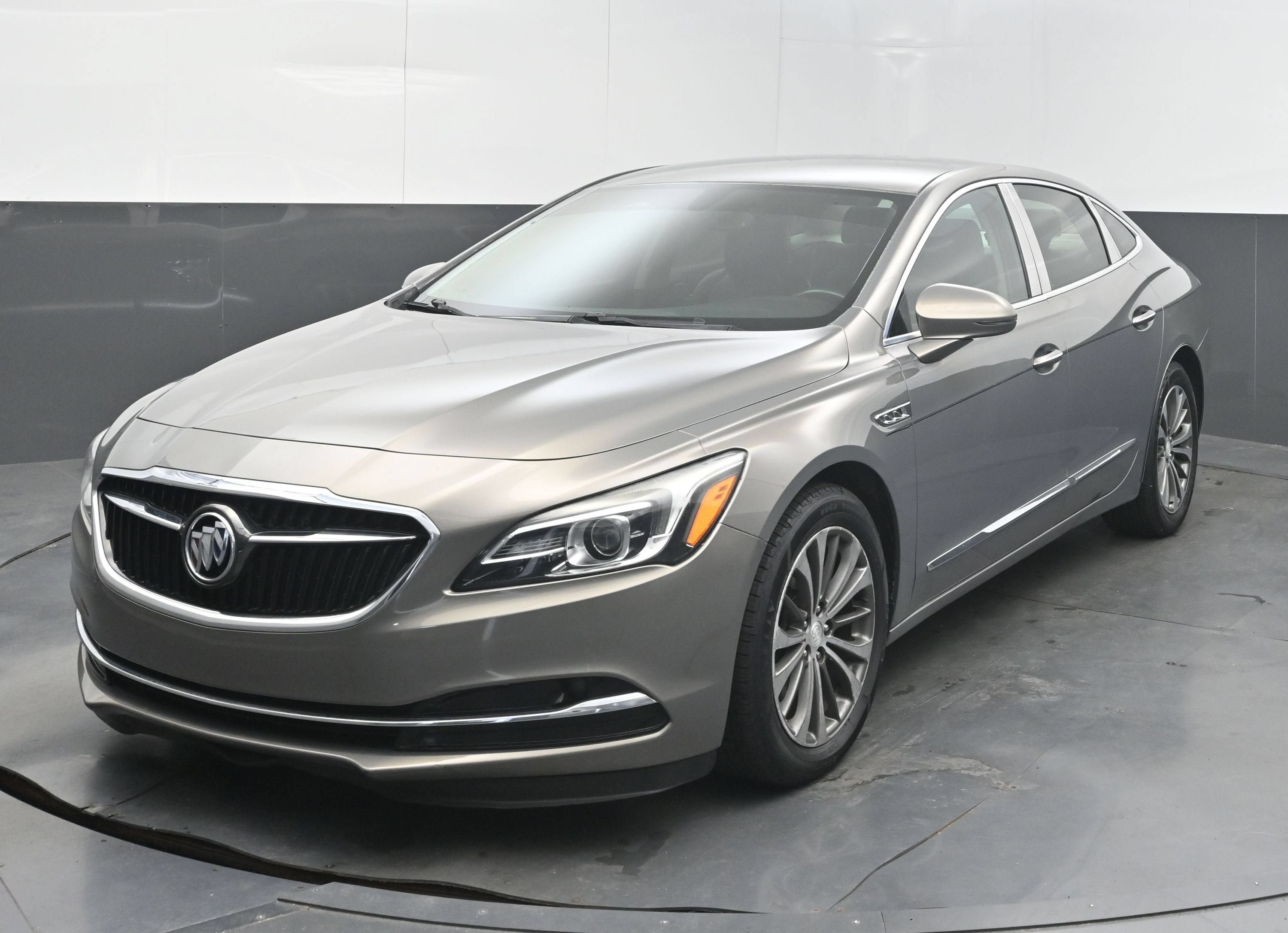 2017 Buick LaCrosse Essence