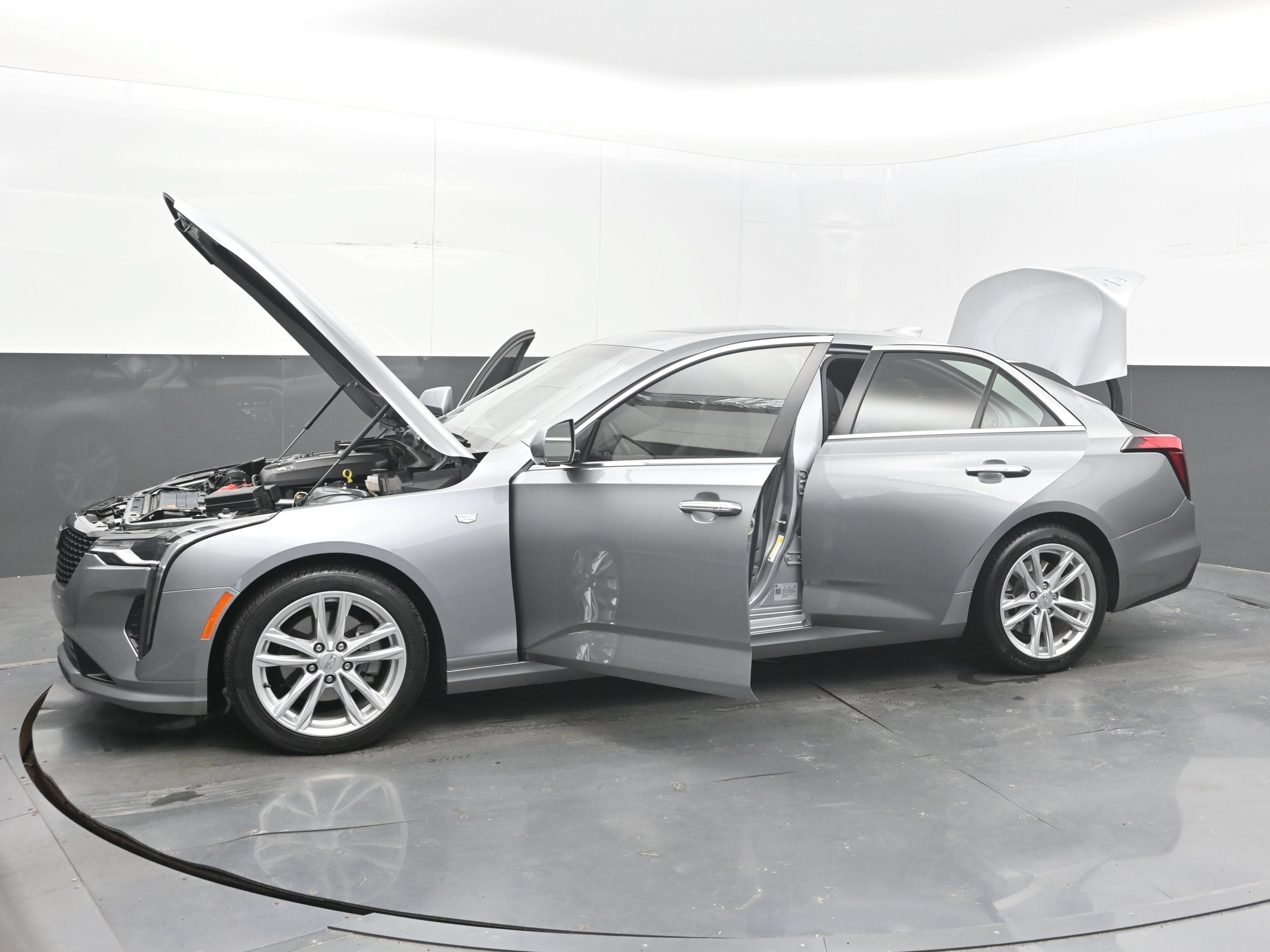 2023 Cadillac CT4 Luxury