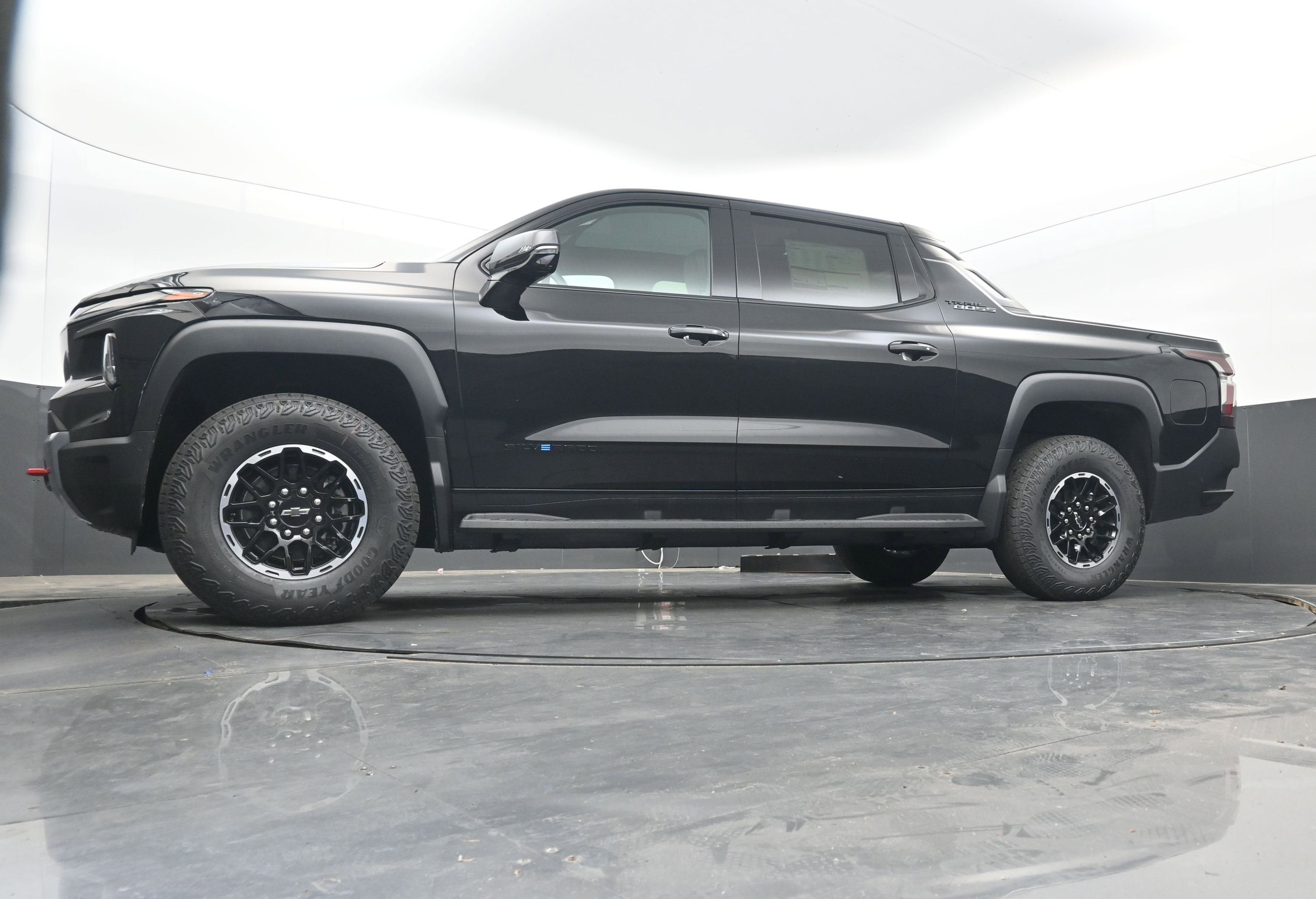 2026 Chevrolet Silverado EV Trail Boss - Extended Range