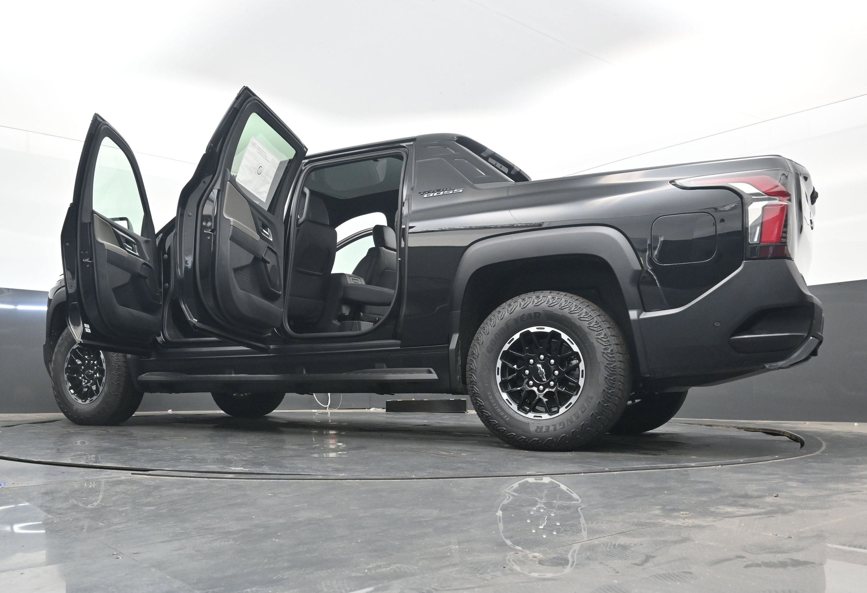 2026 Chevrolet Silverado EV Trail Boss - Extended Range