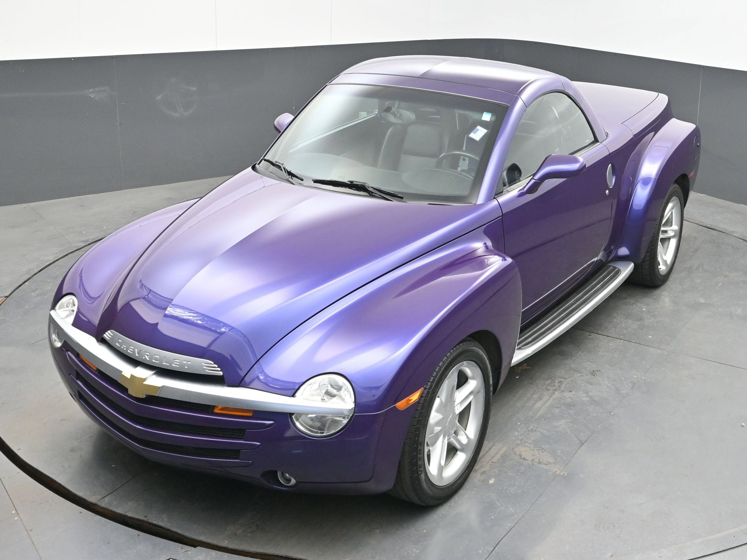 2004 Chevrolet SSR LS