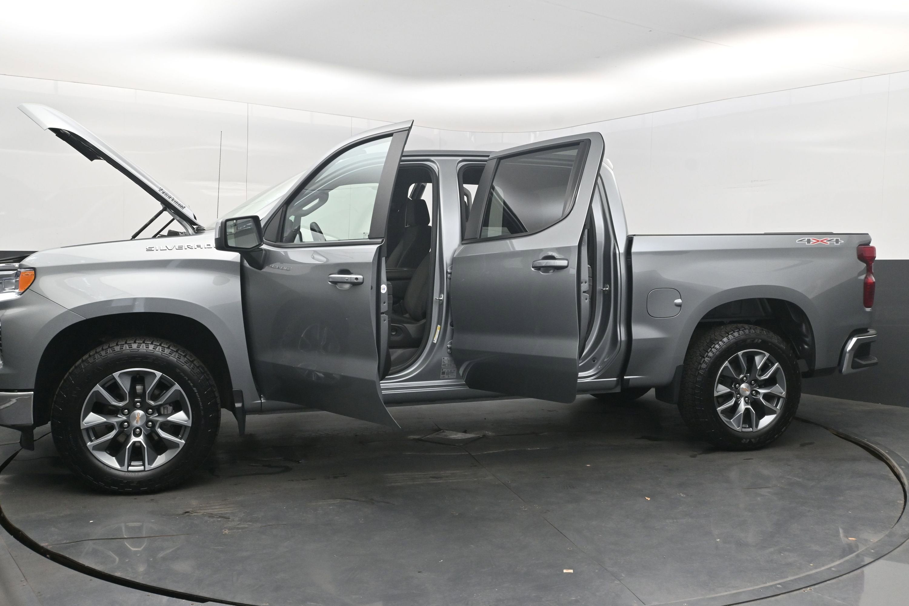 2025 Chevrolet Silverado 1500 LT (2FL)