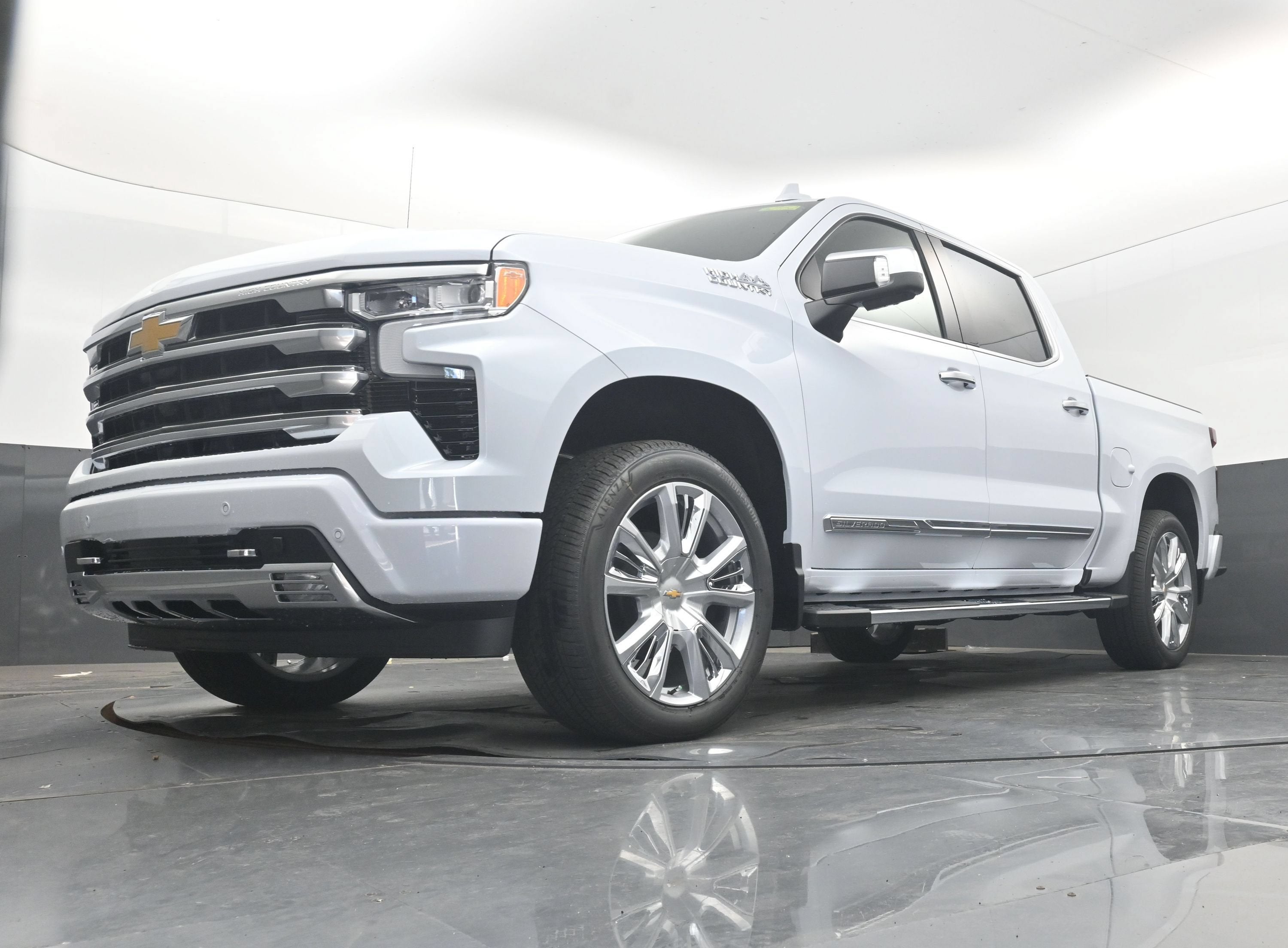 2026 Chevrolet Silverado 1500 High Country - Photo 19