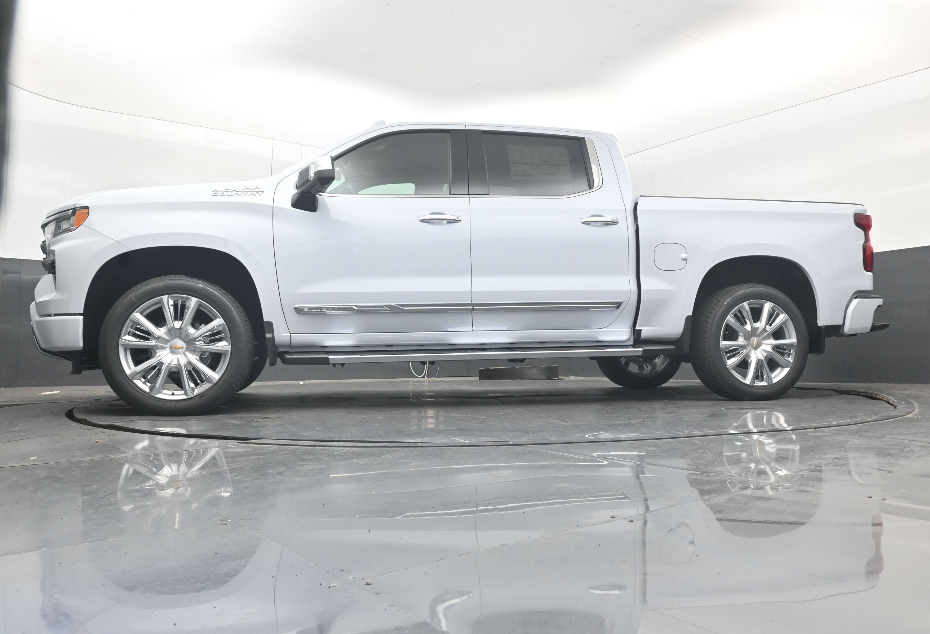 2026 Chevrolet Silverado 1500 High Country - Photo 20