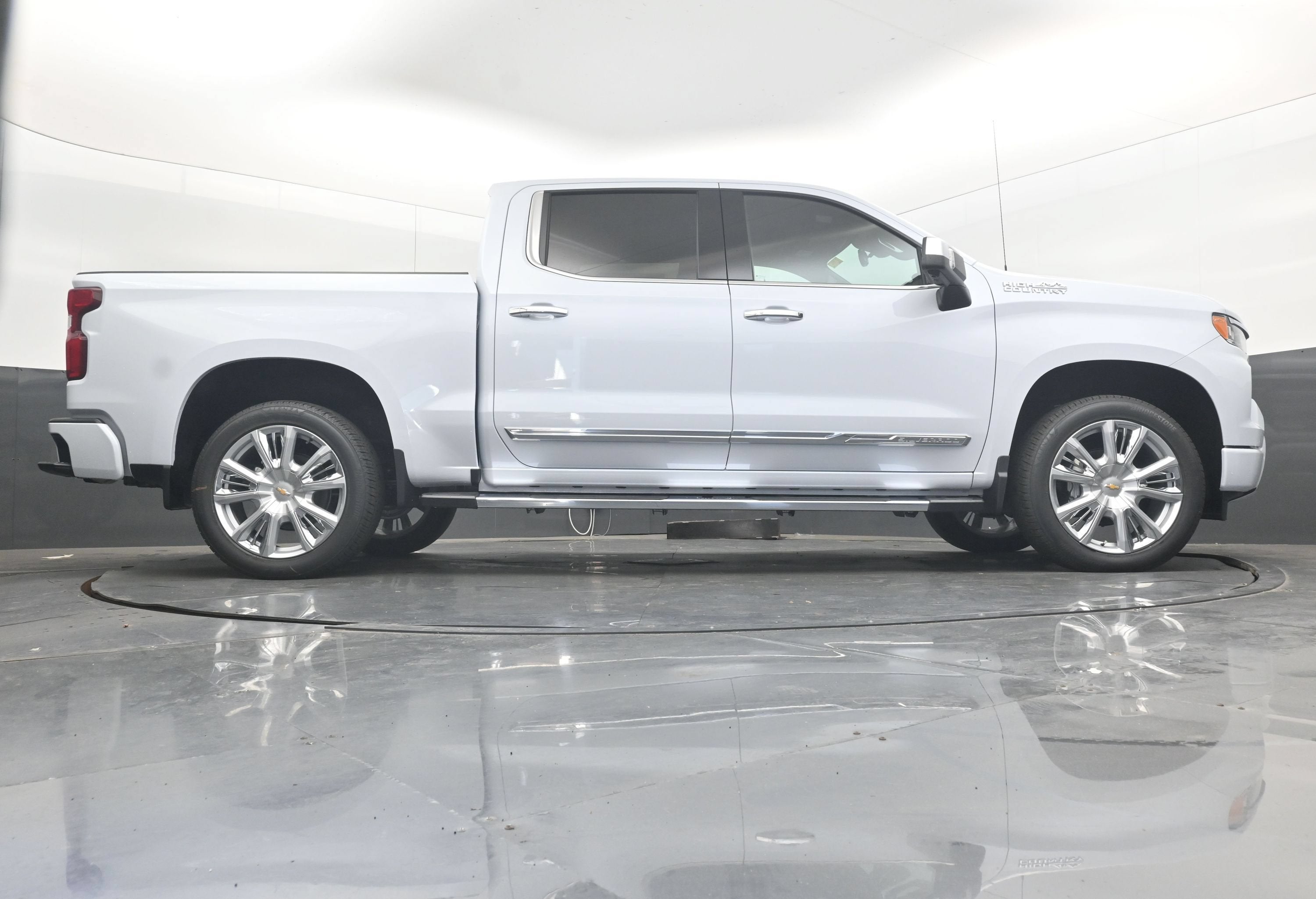 2026 Chevrolet Silverado 1500 High Country - Photo 24