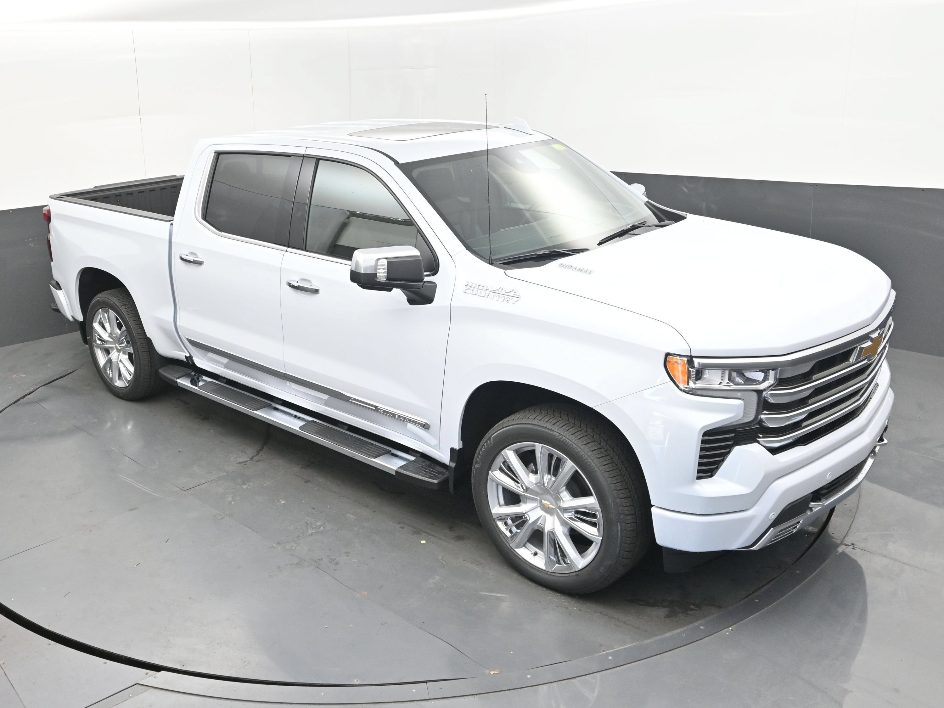 2026 Chevrolet Silverado 1500 High Country - Photo 25