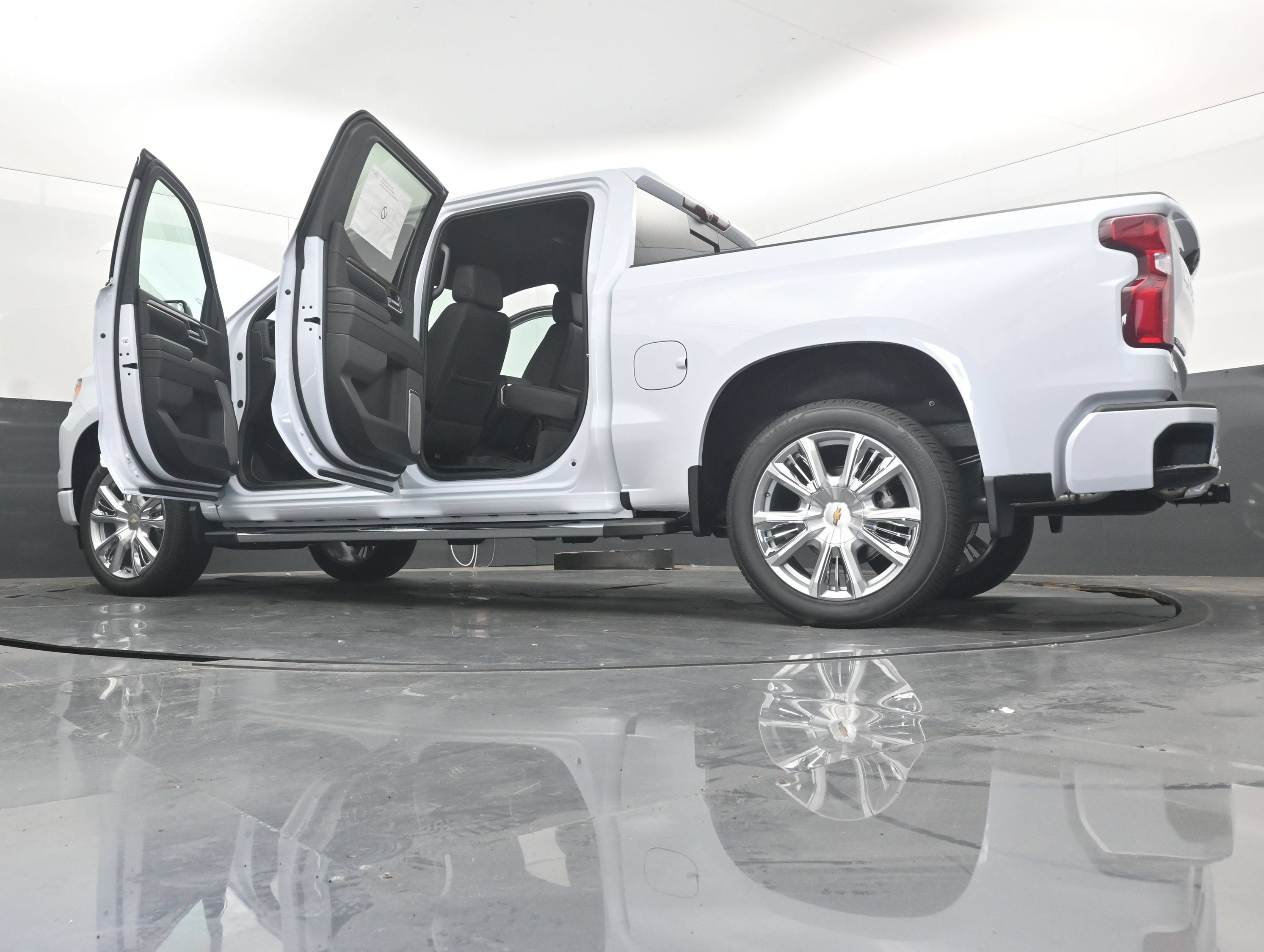 2026 Chevrolet Silverado 1500 High Country - Photo 37
