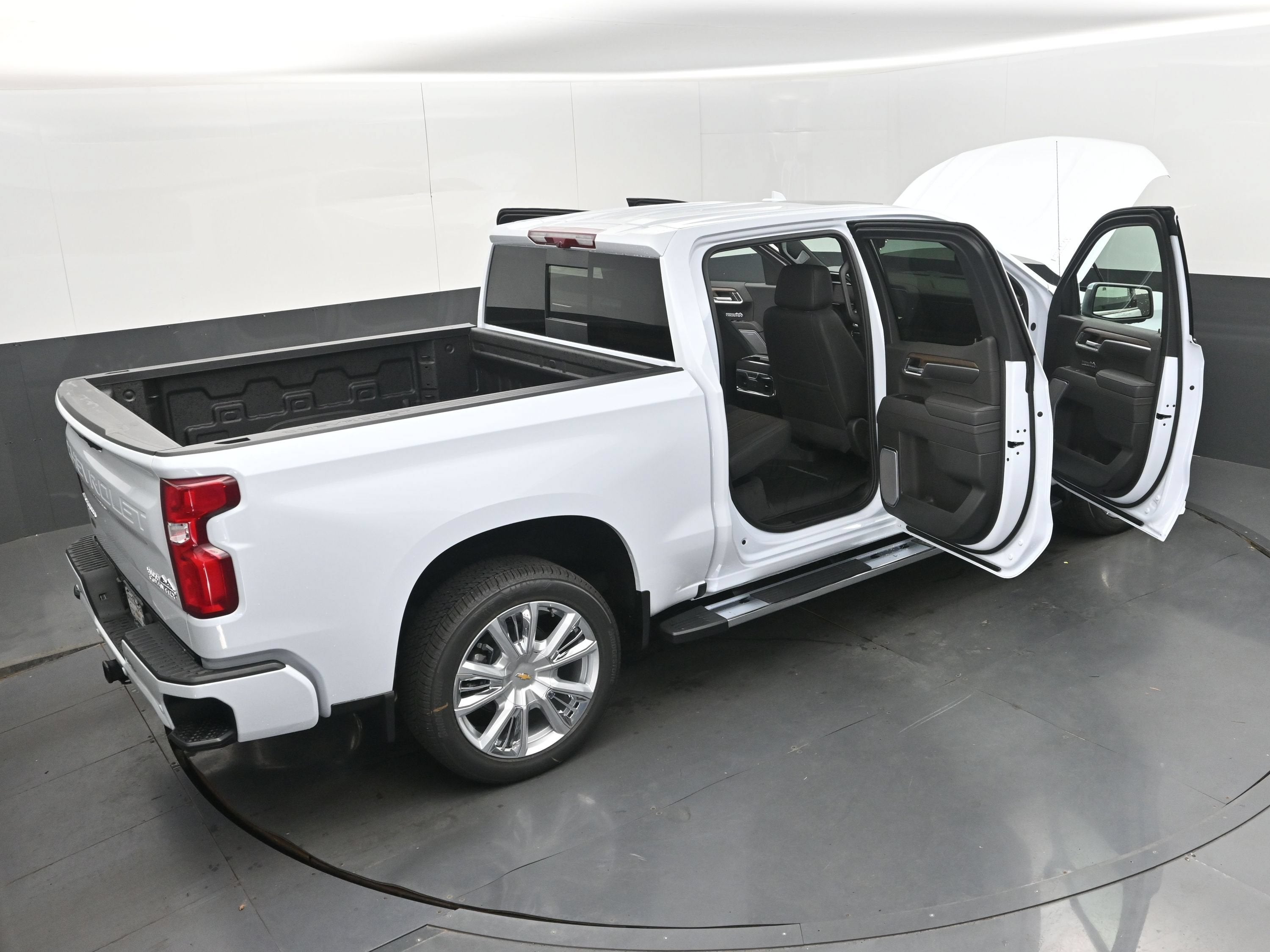 2026 Chevrolet Silverado 1500 High Country - Photo 39