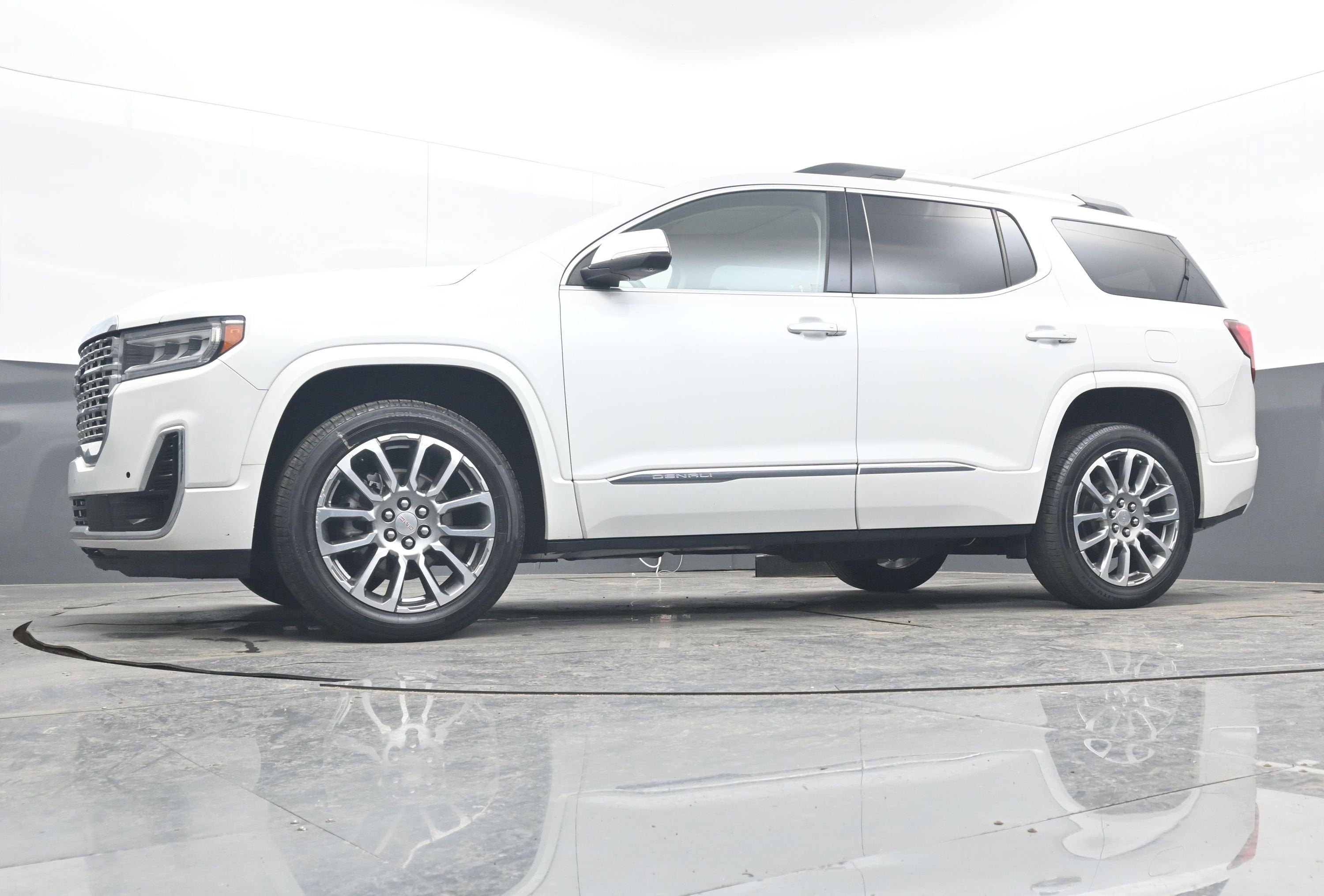 2022 GMC Acadia Denali
