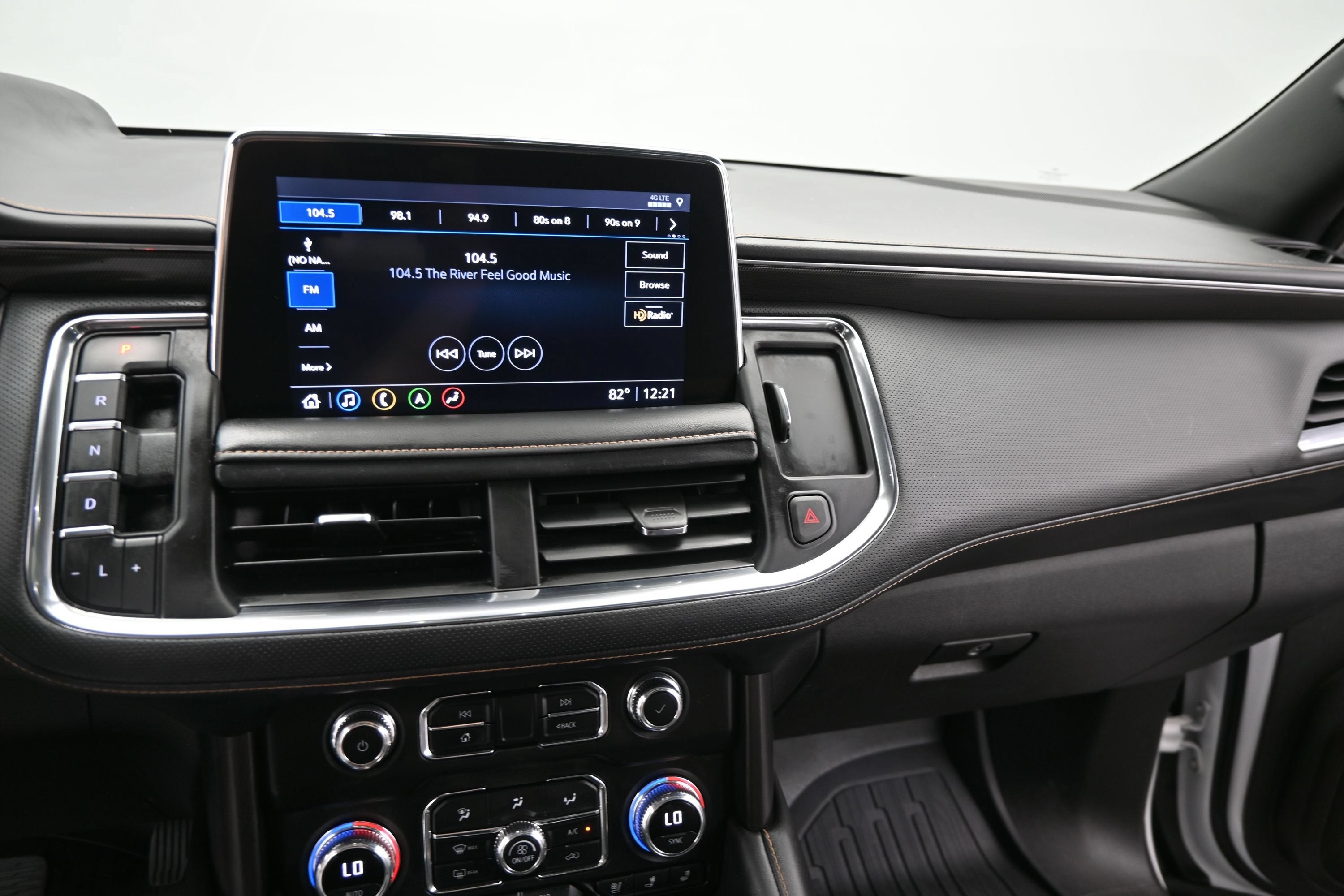 2021 GMC Yukon XL AT4