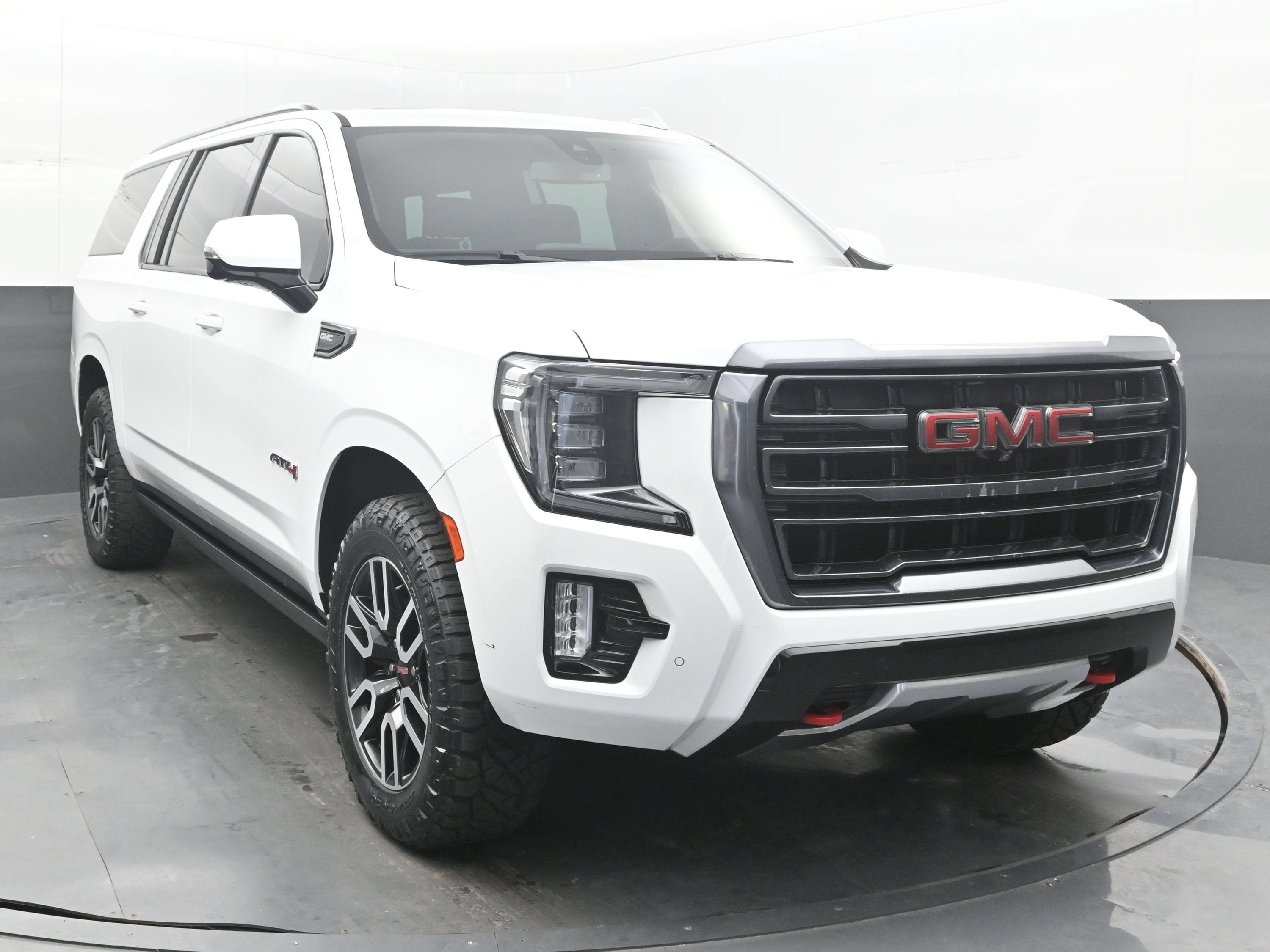 2021 GMC Yukon XL AT4