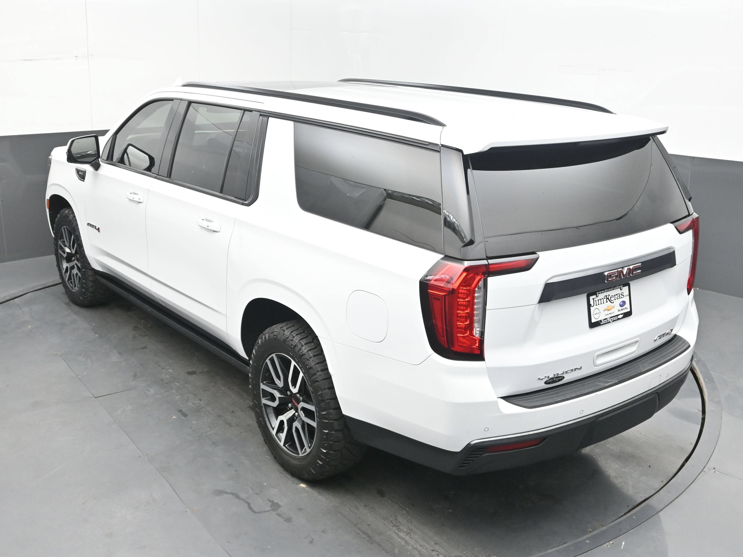 2021 GMC Yukon XL AT4