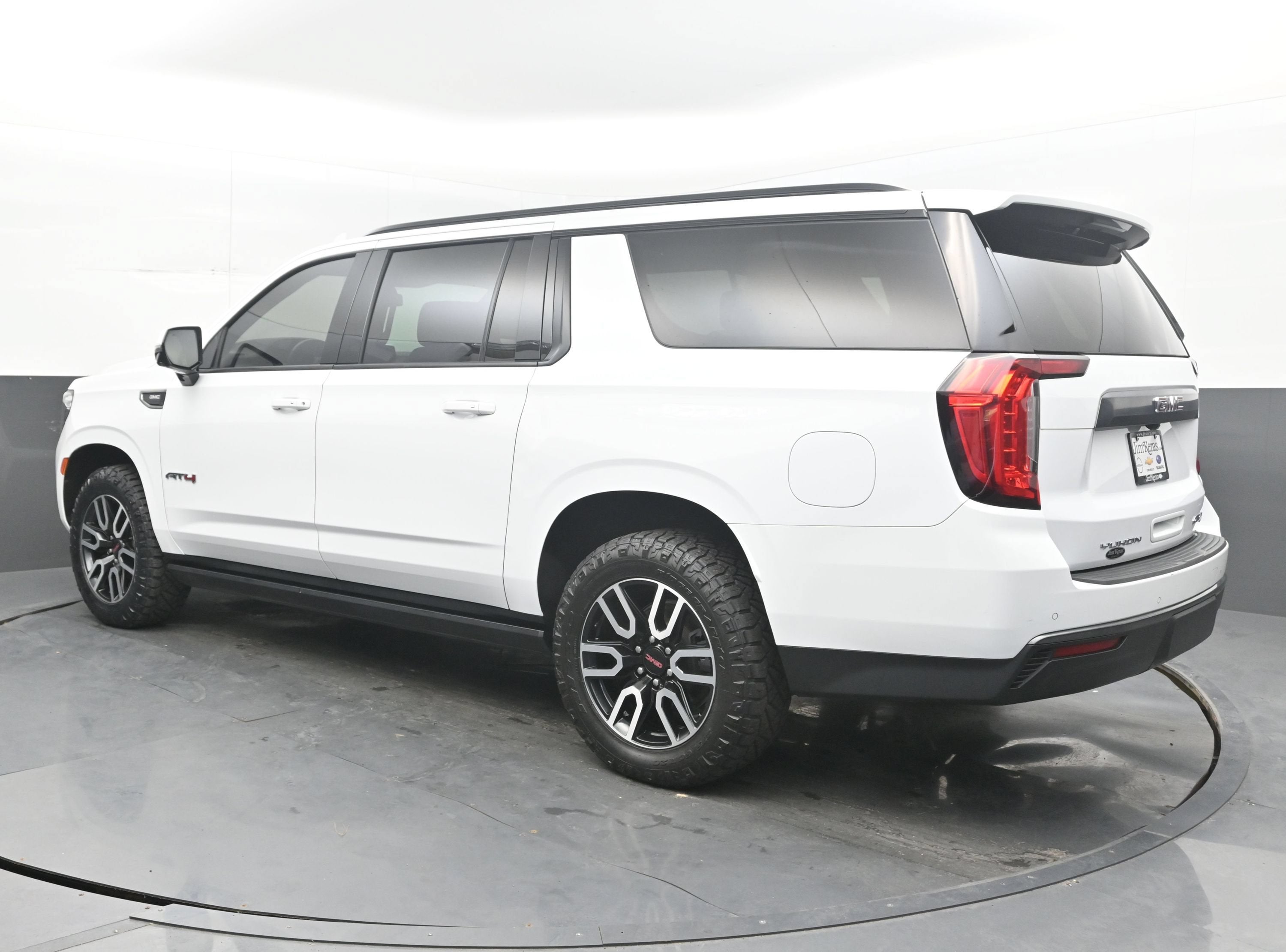 2021 GMC Yukon XL AT4