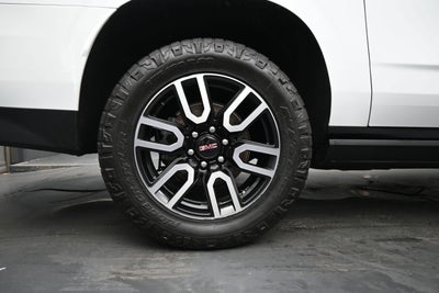 2021 GMC Yukon XL AT4