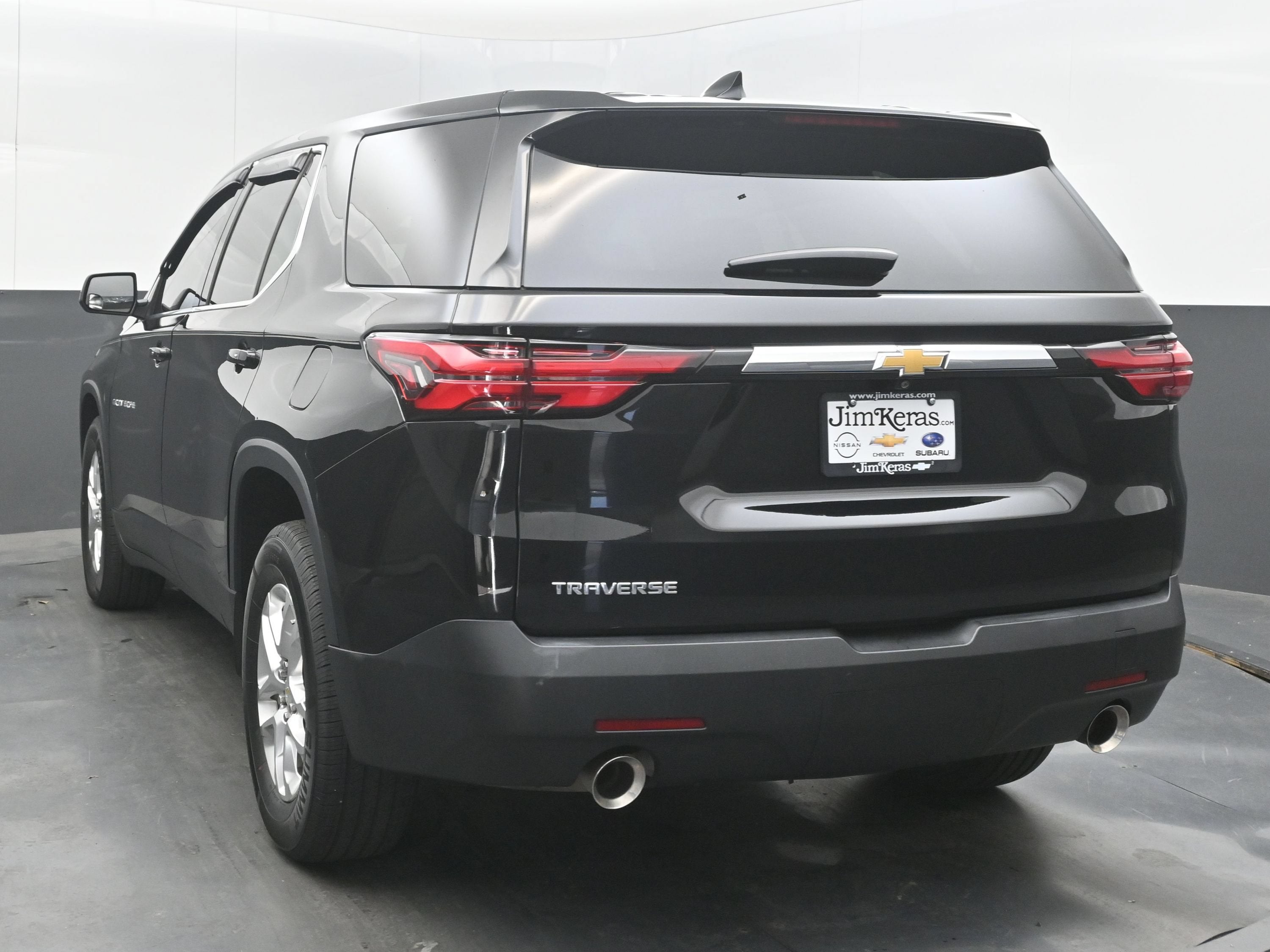 2023 Chevrolet Traverse LS