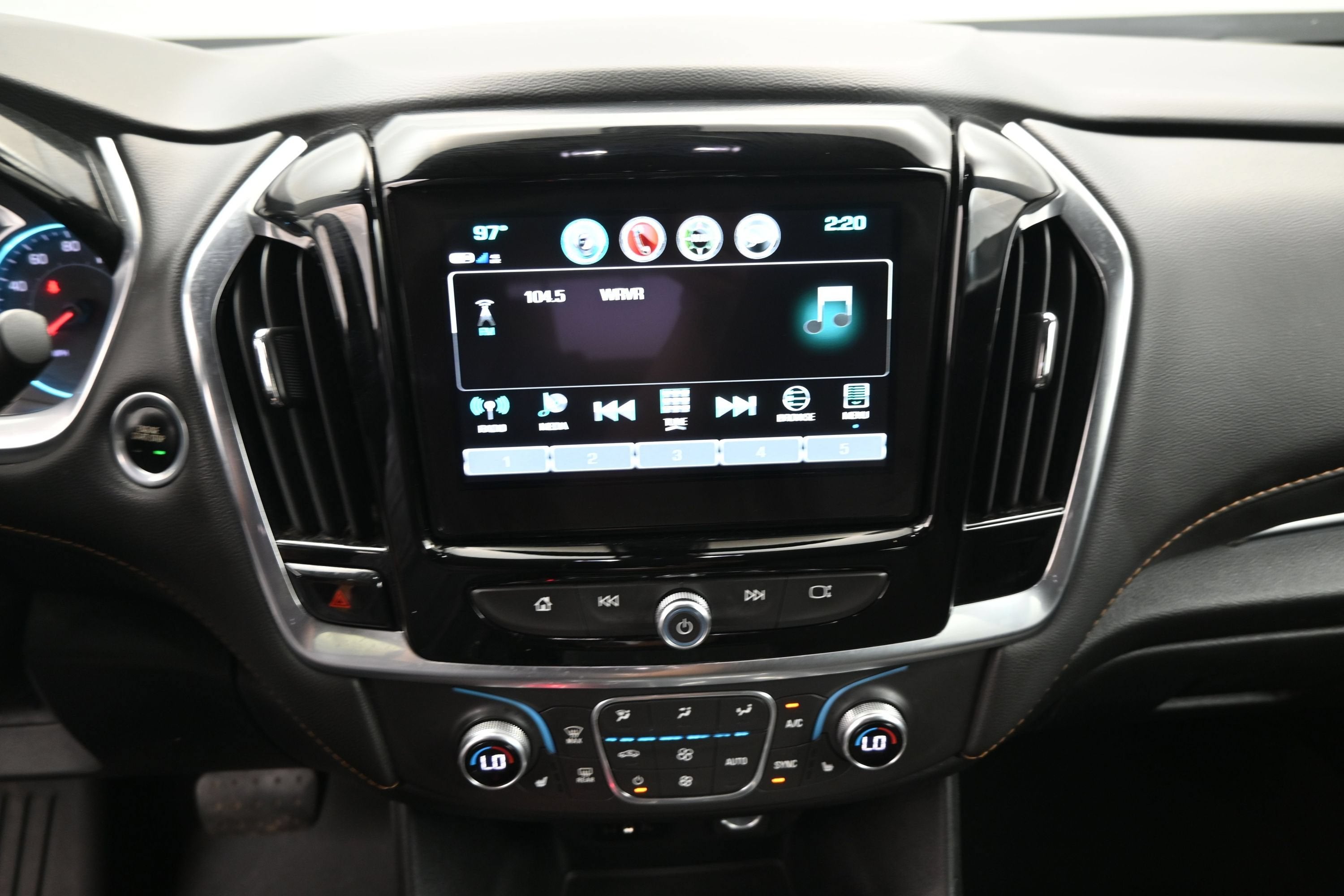 2019 Chevrolet Traverse LT Cloth