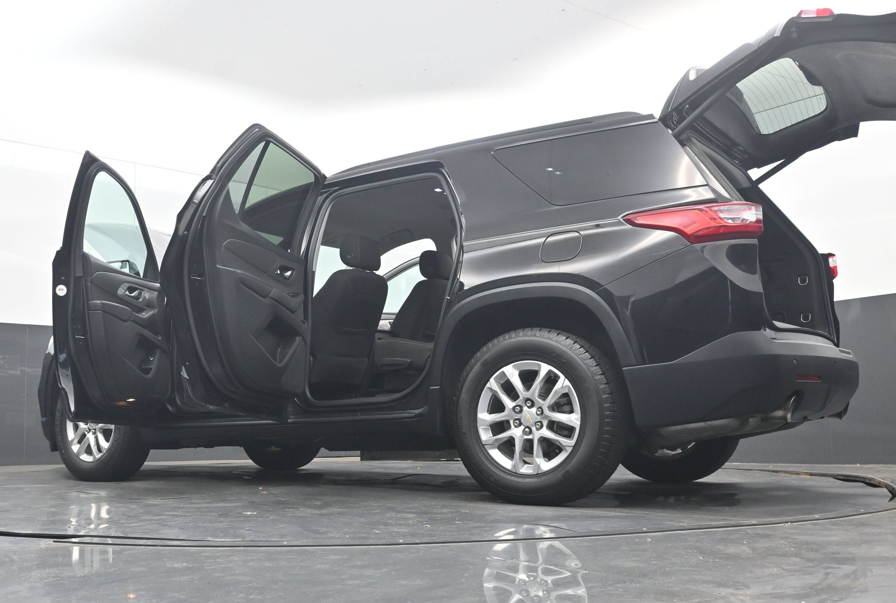 2019 Chevrolet Traverse LT Cloth