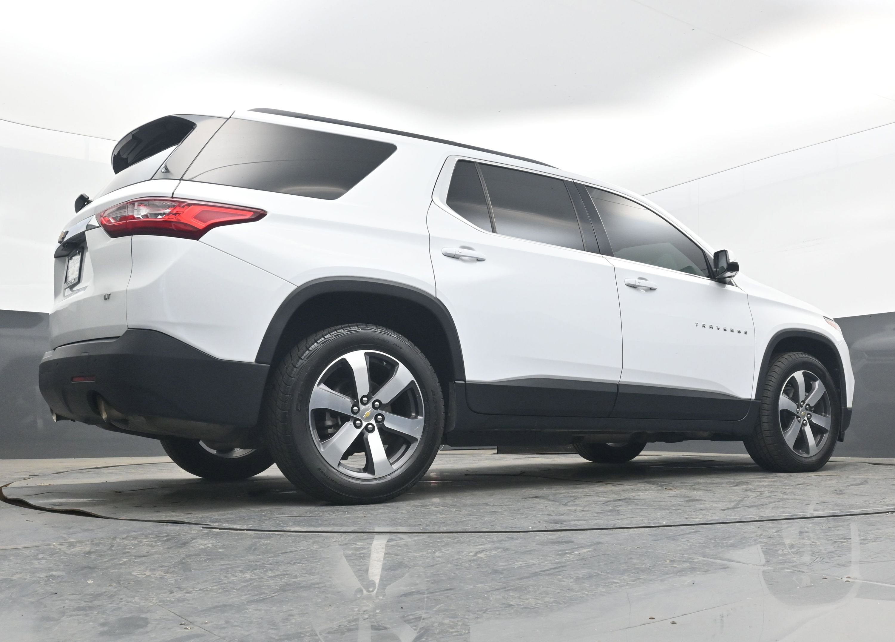 2020 Chevrolet Traverse LT Leather