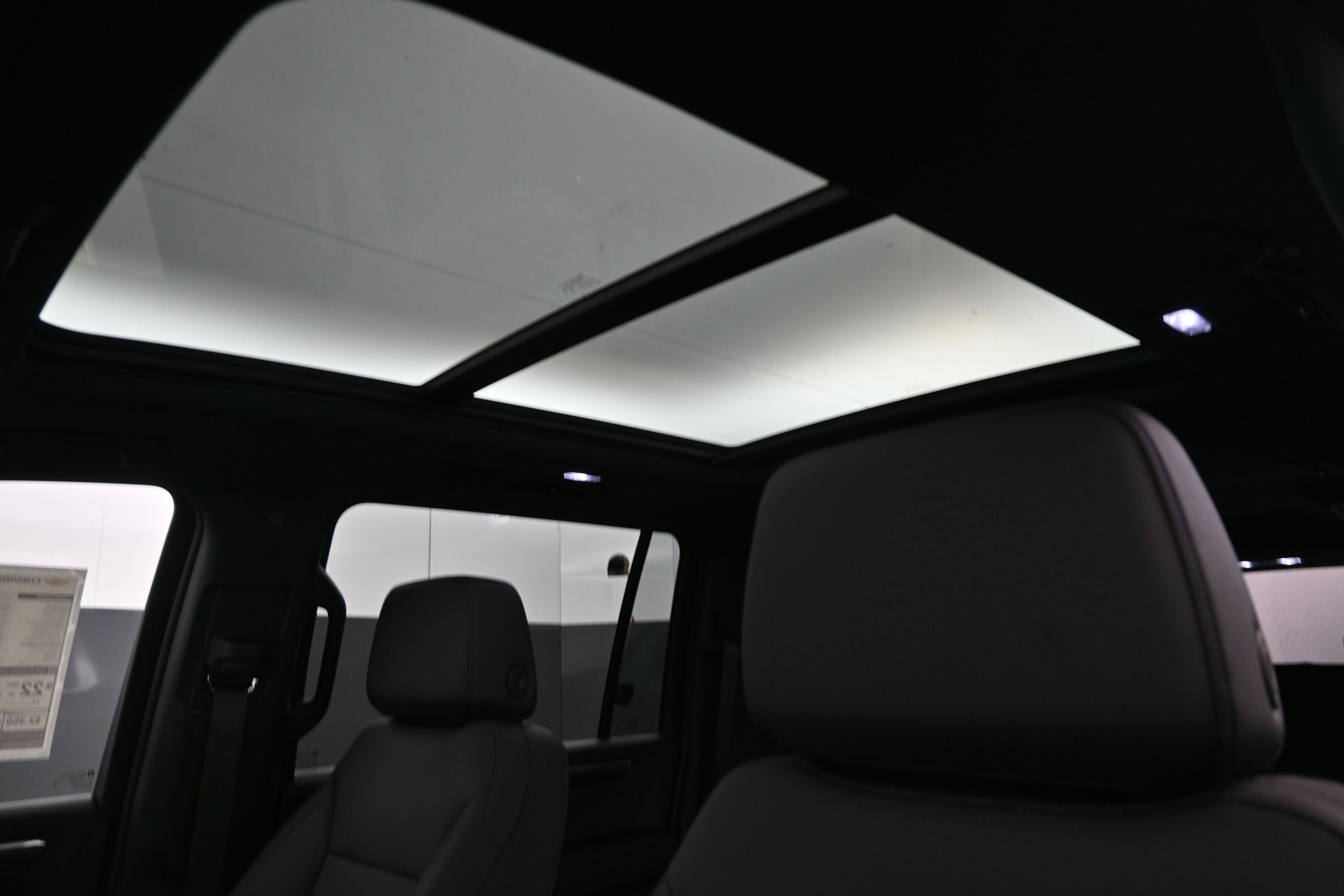 2027 Chevrolet Suburban LT - Photo 18