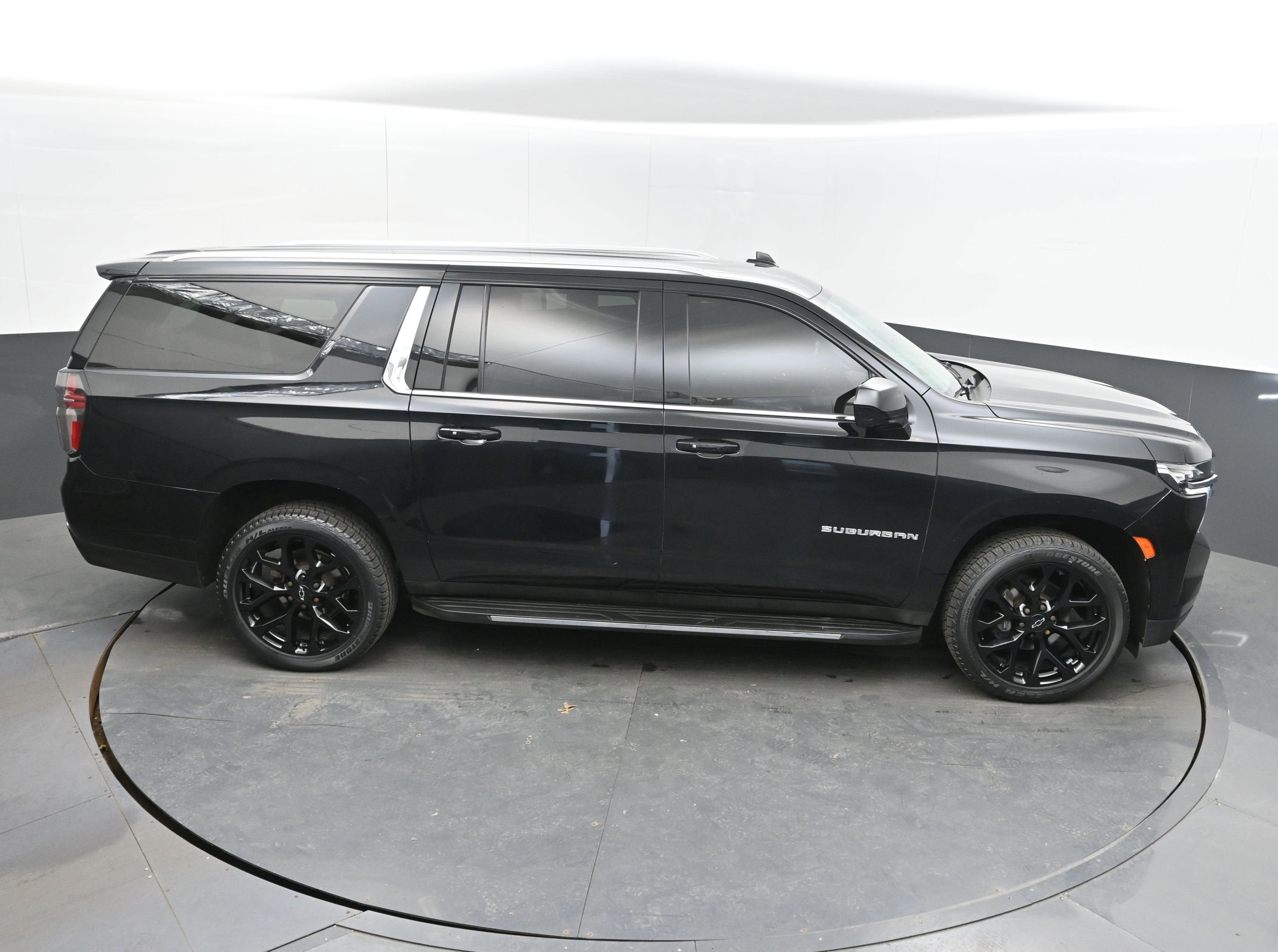 2021 Chevrolet Suburban LT