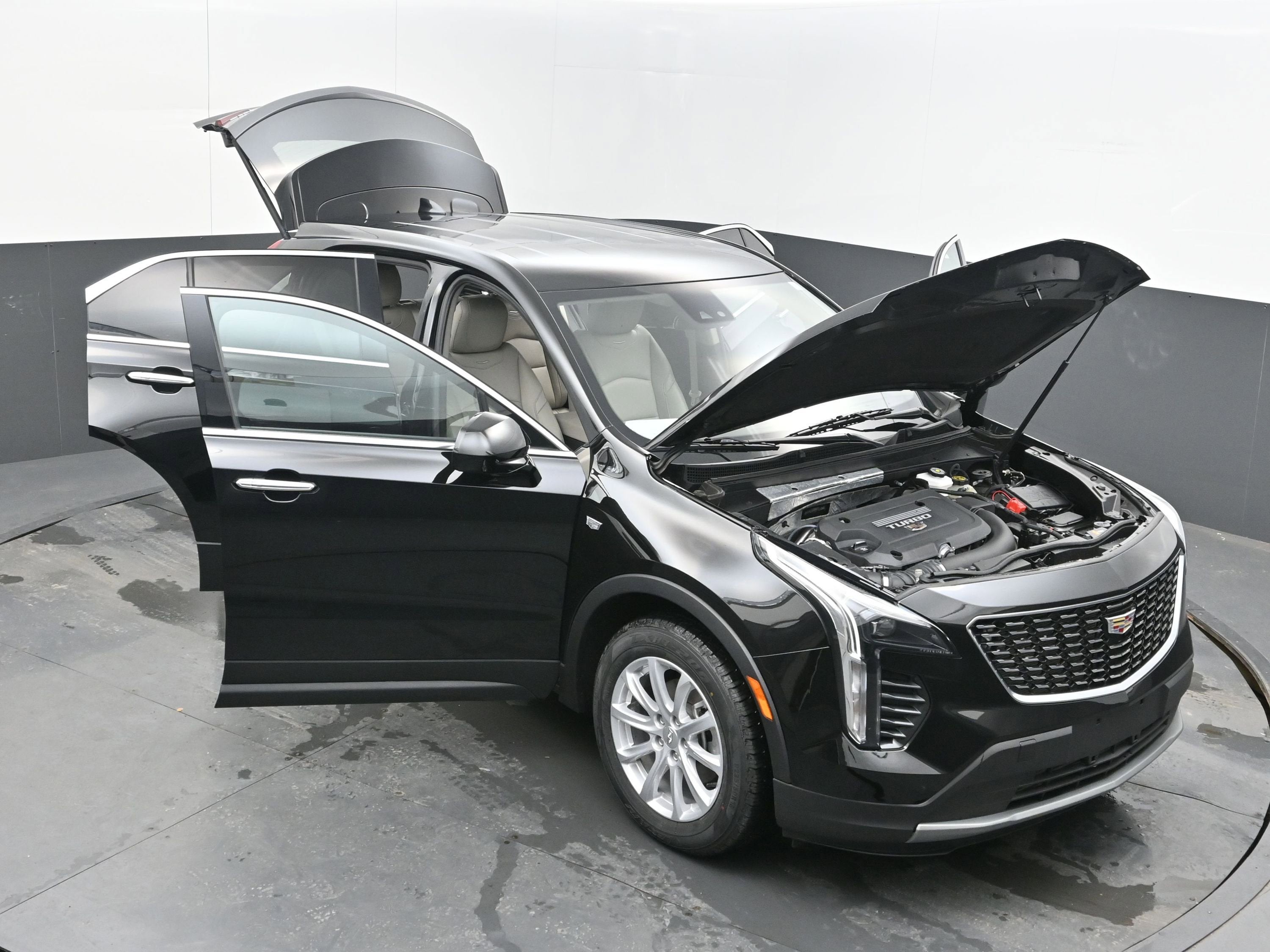 2023 Cadillac XT4 Luxury