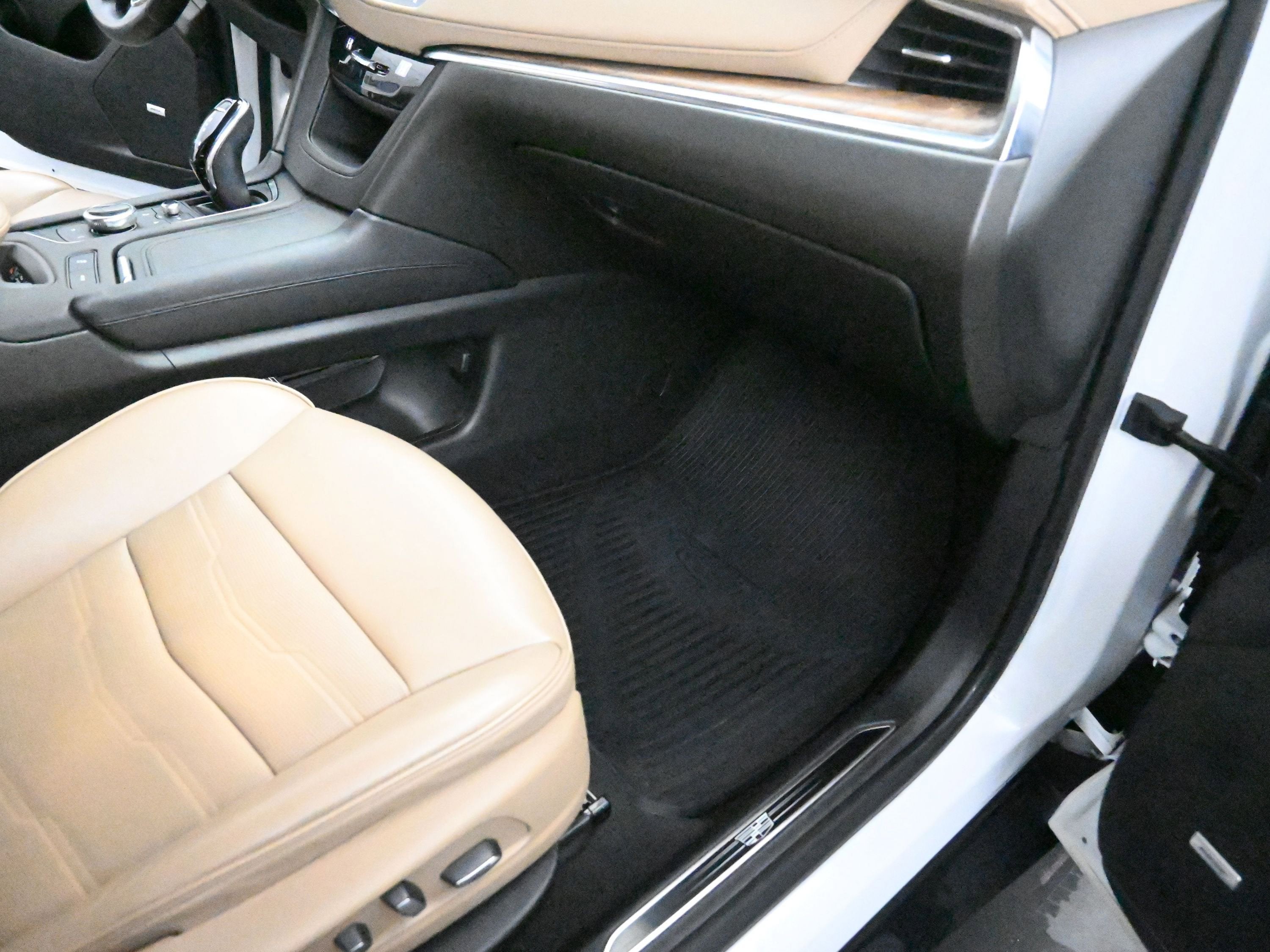 2020 Cadillac XT5 Sport