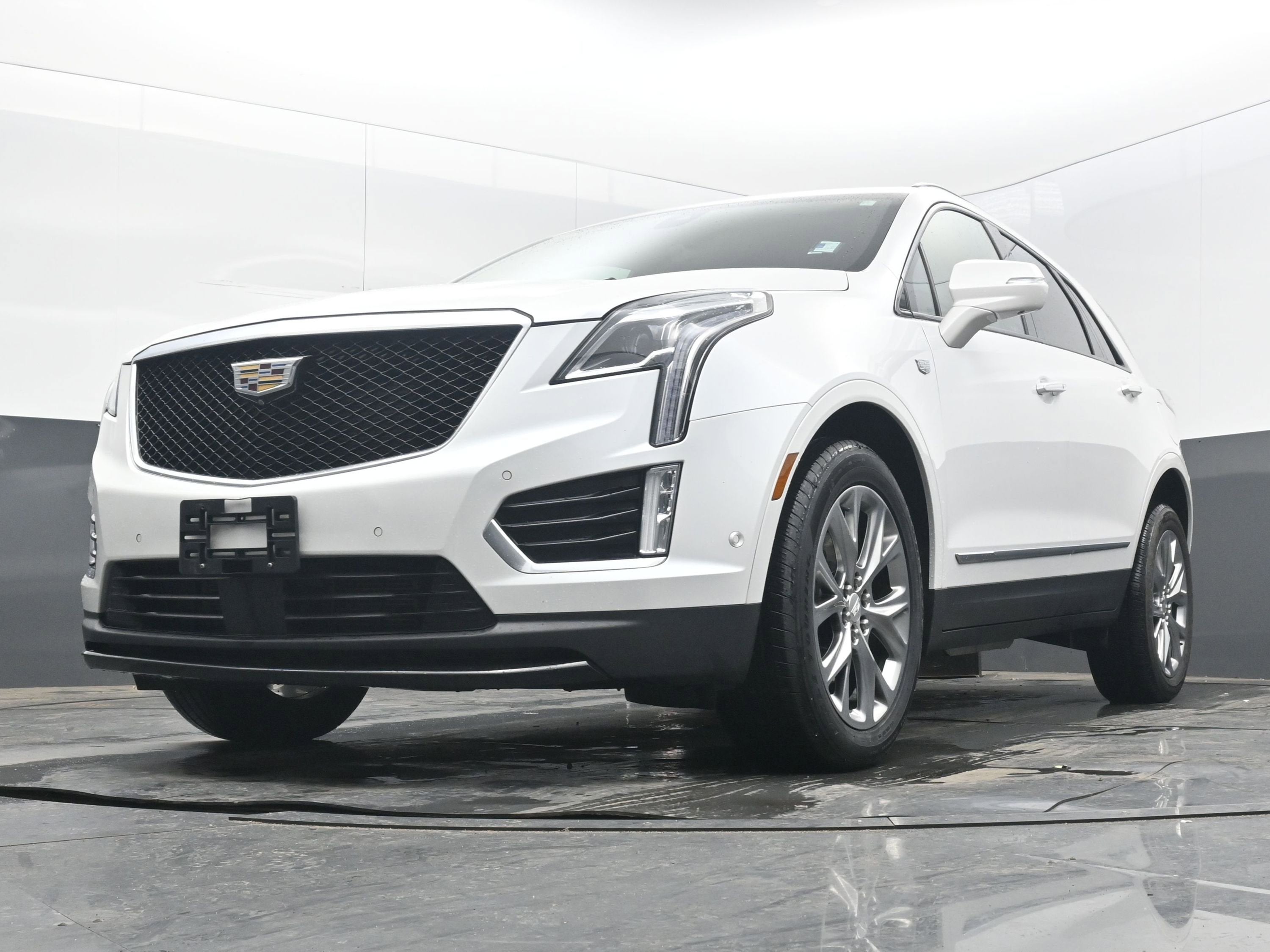 2020 Cadillac XT5 Sport