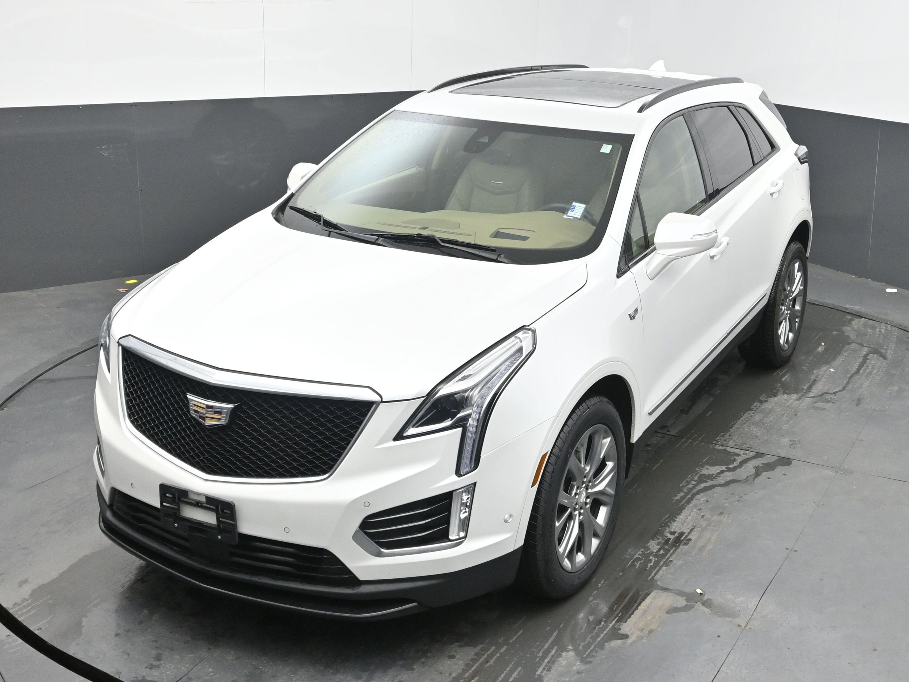 2020 Cadillac XT5 Sport