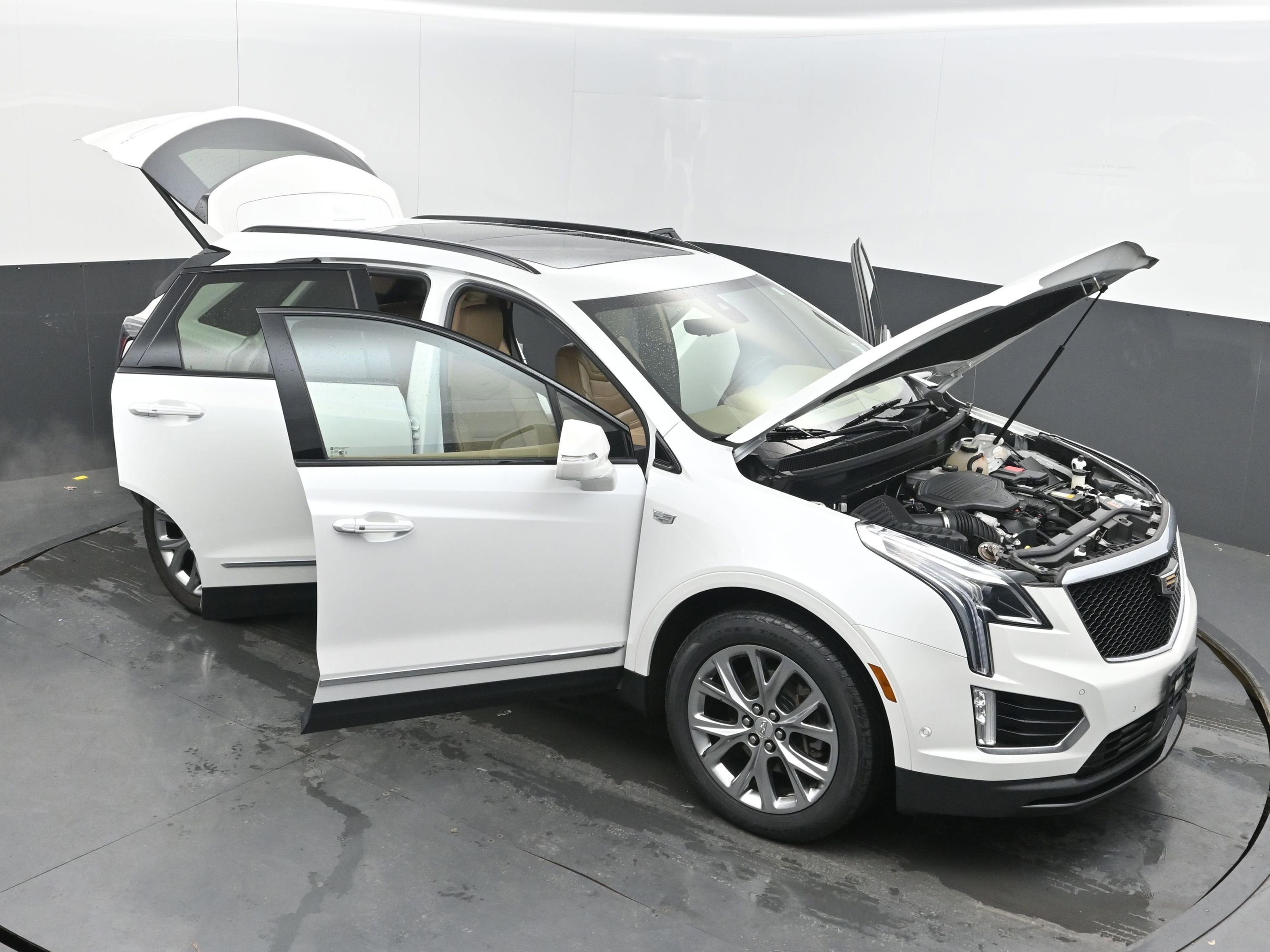 2020 Cadillac XT5 Sport