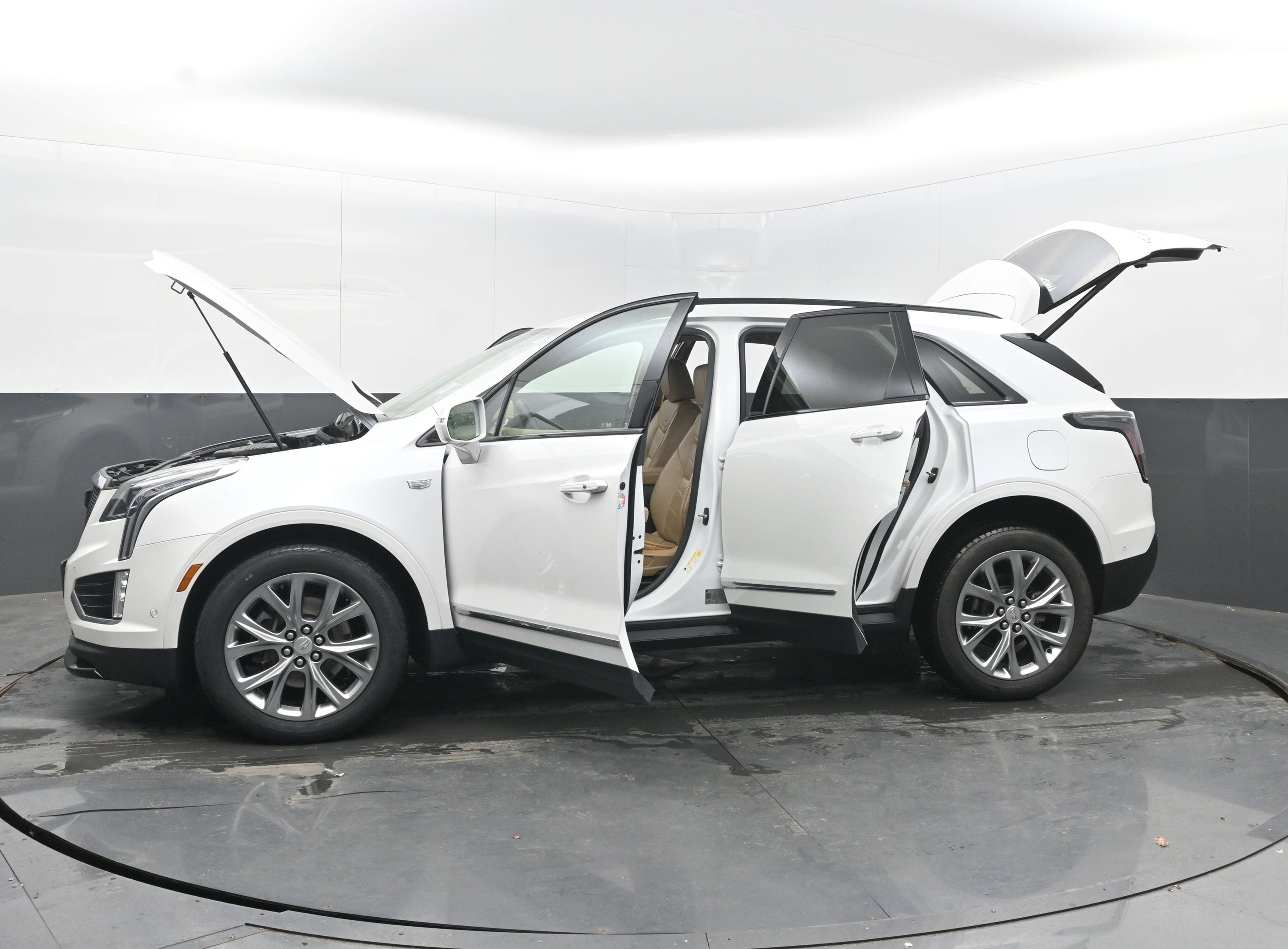 2020 Cadillac XT5 Sport