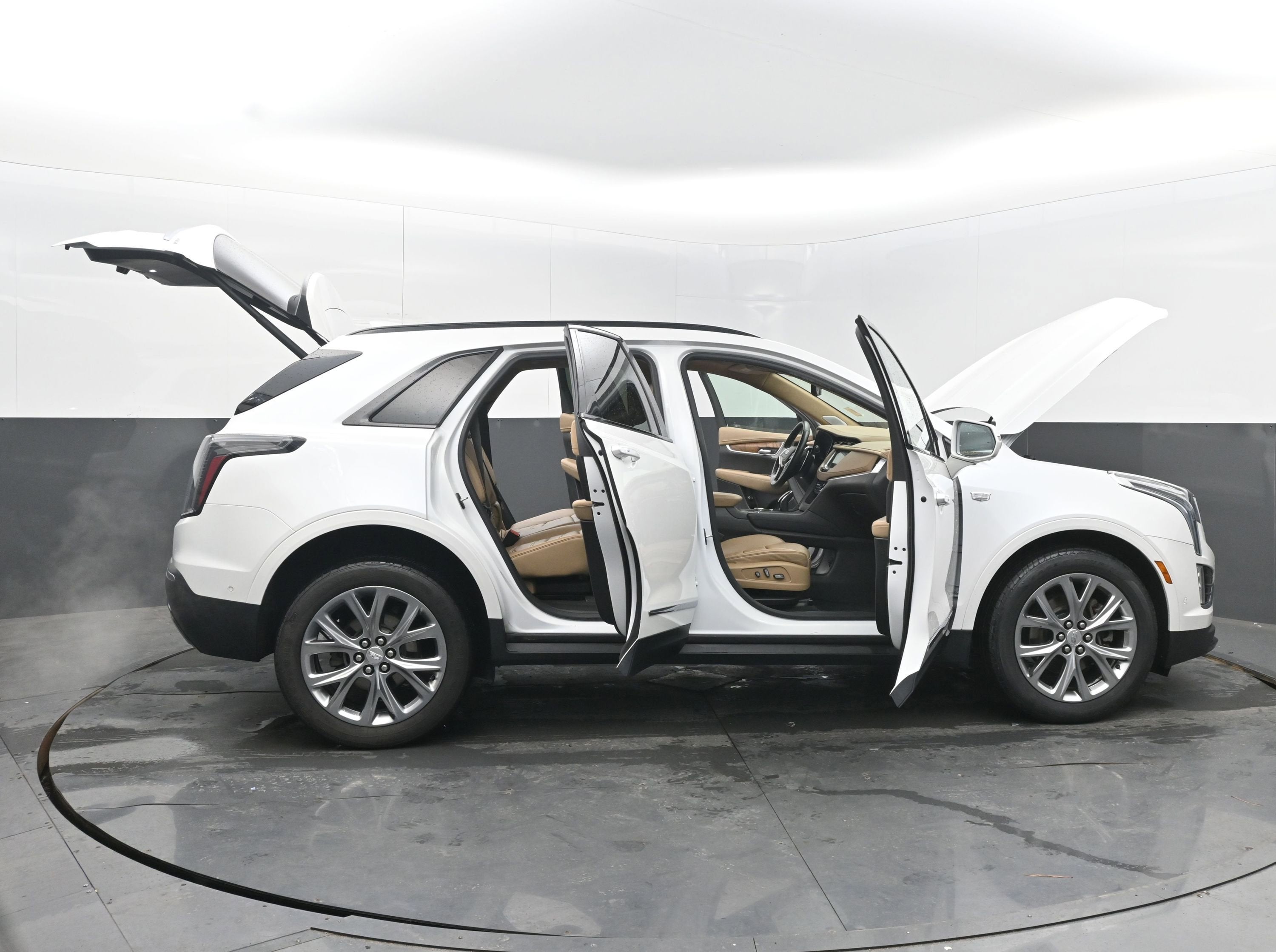 2020 Cadillac XT5 Sport