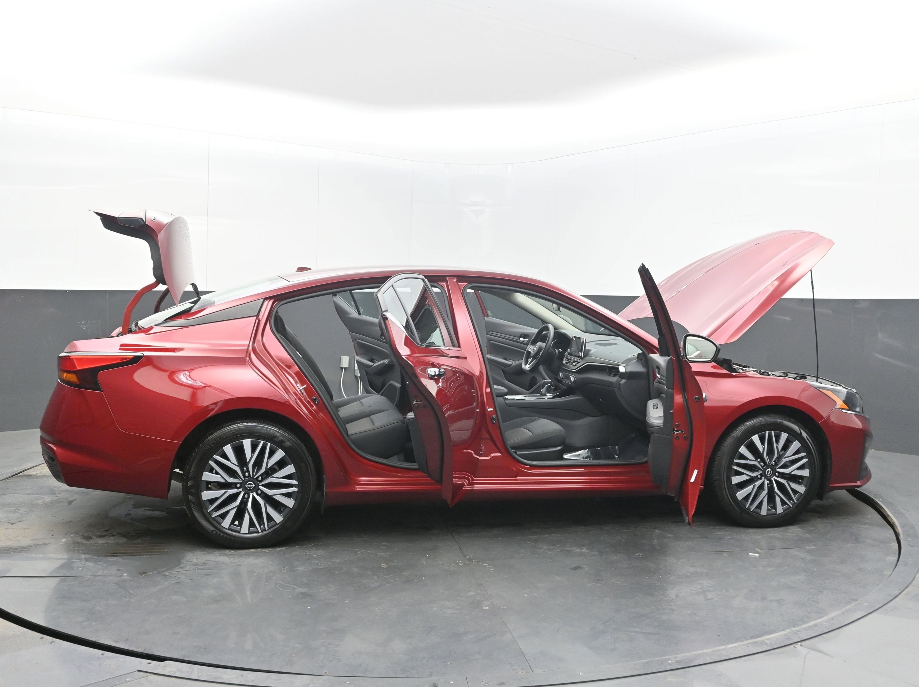 2024 Nissan Altima SV FWD