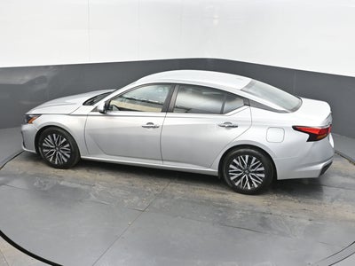 2023 Nissan Altima SV FWD