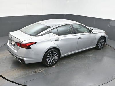 2023 Nissan Altima SV FWD