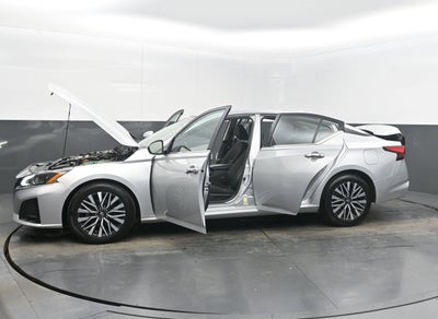 2023 Nissan Altima SV FWD